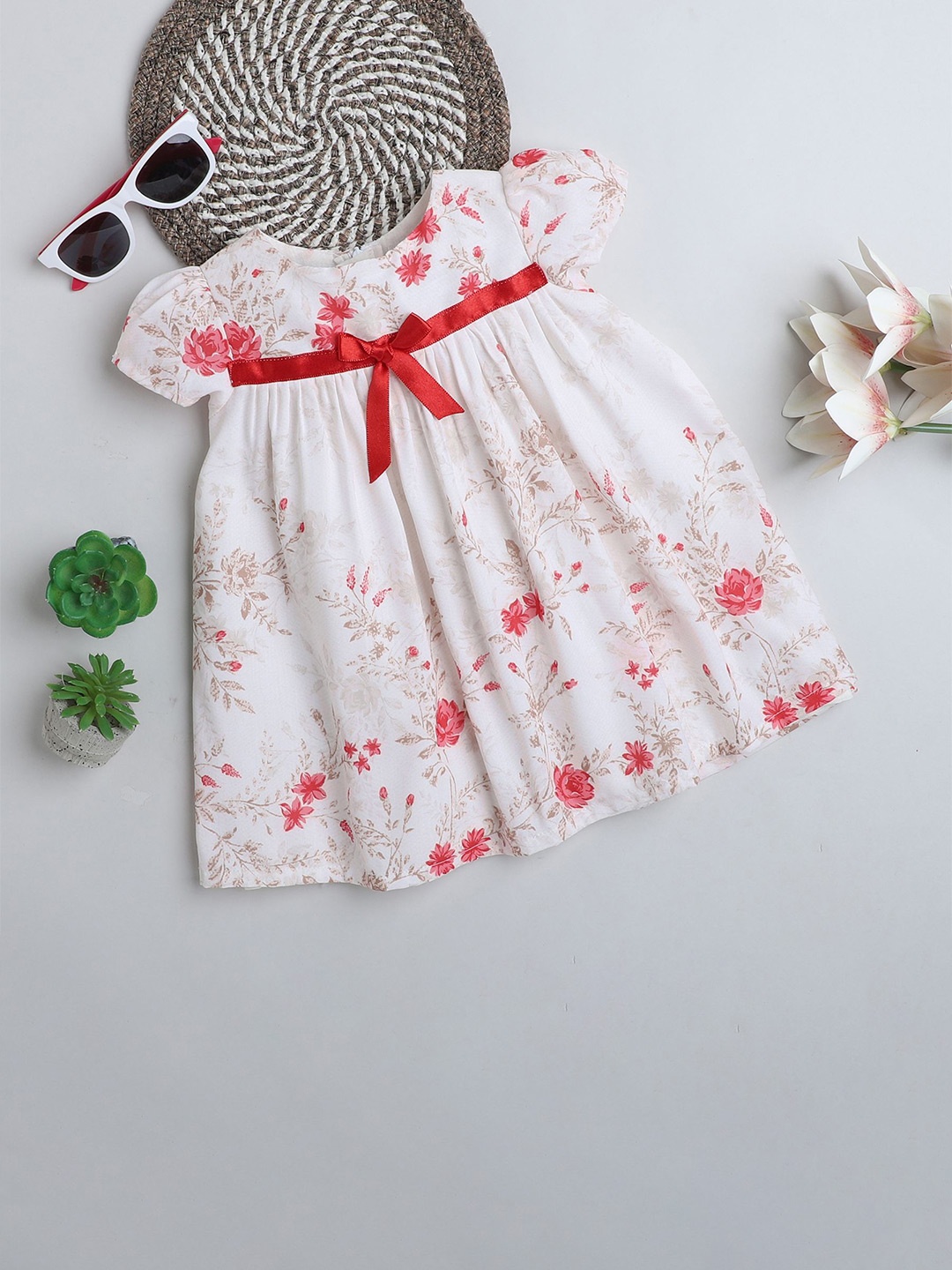 

MANY FROCKS & Floral Print Puff Sleeve Fit & Flare Dress, Off white