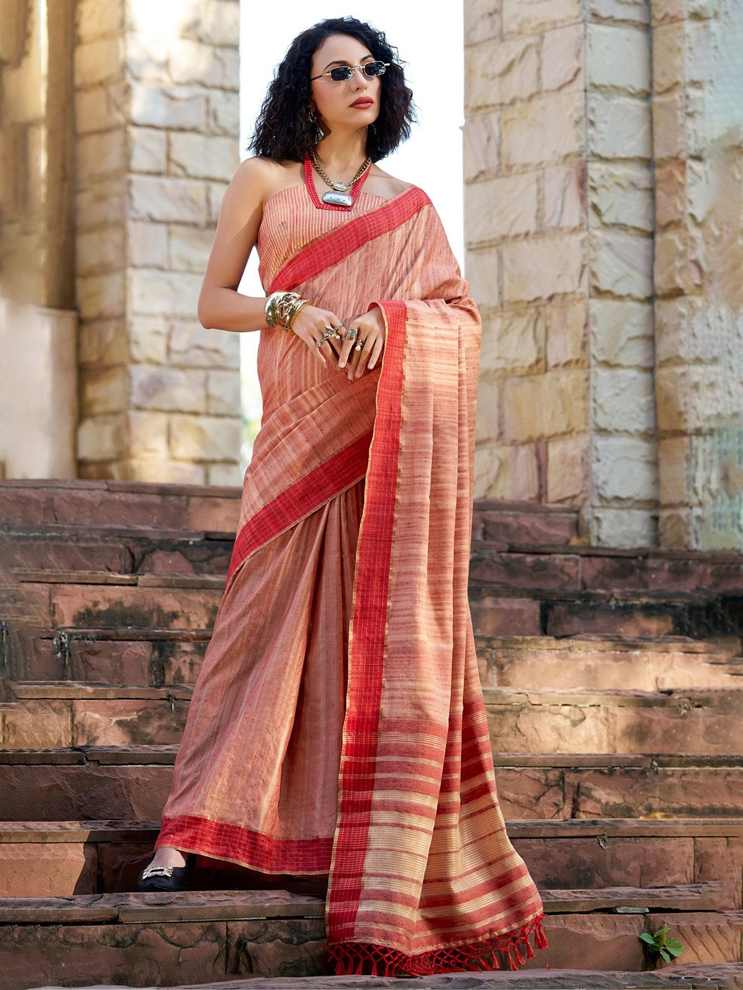 

MySilkLove Women Solid Handloom Saree, Peach