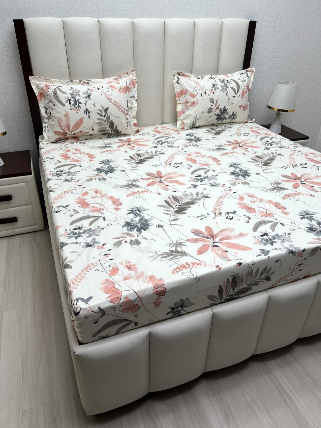 

Pure Decor Royal Velar White Printed Pure Cotton 230 TC King Bedsheet Set 2.74m x 2.74m