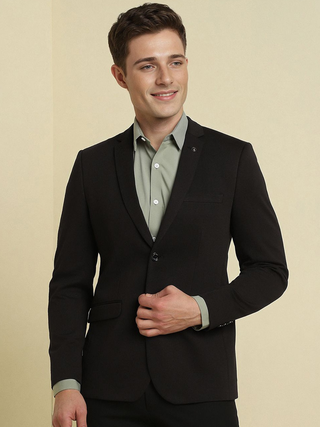 

Allen Solly Single-Breasted Blazer, Black