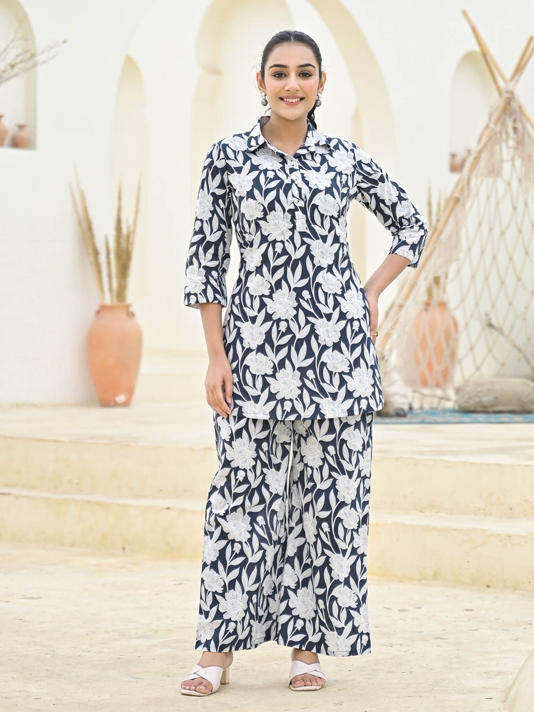 

SHIFORY Floral Printed Shirt Collar Pure Cotton Tunic With Palazzo, Black
