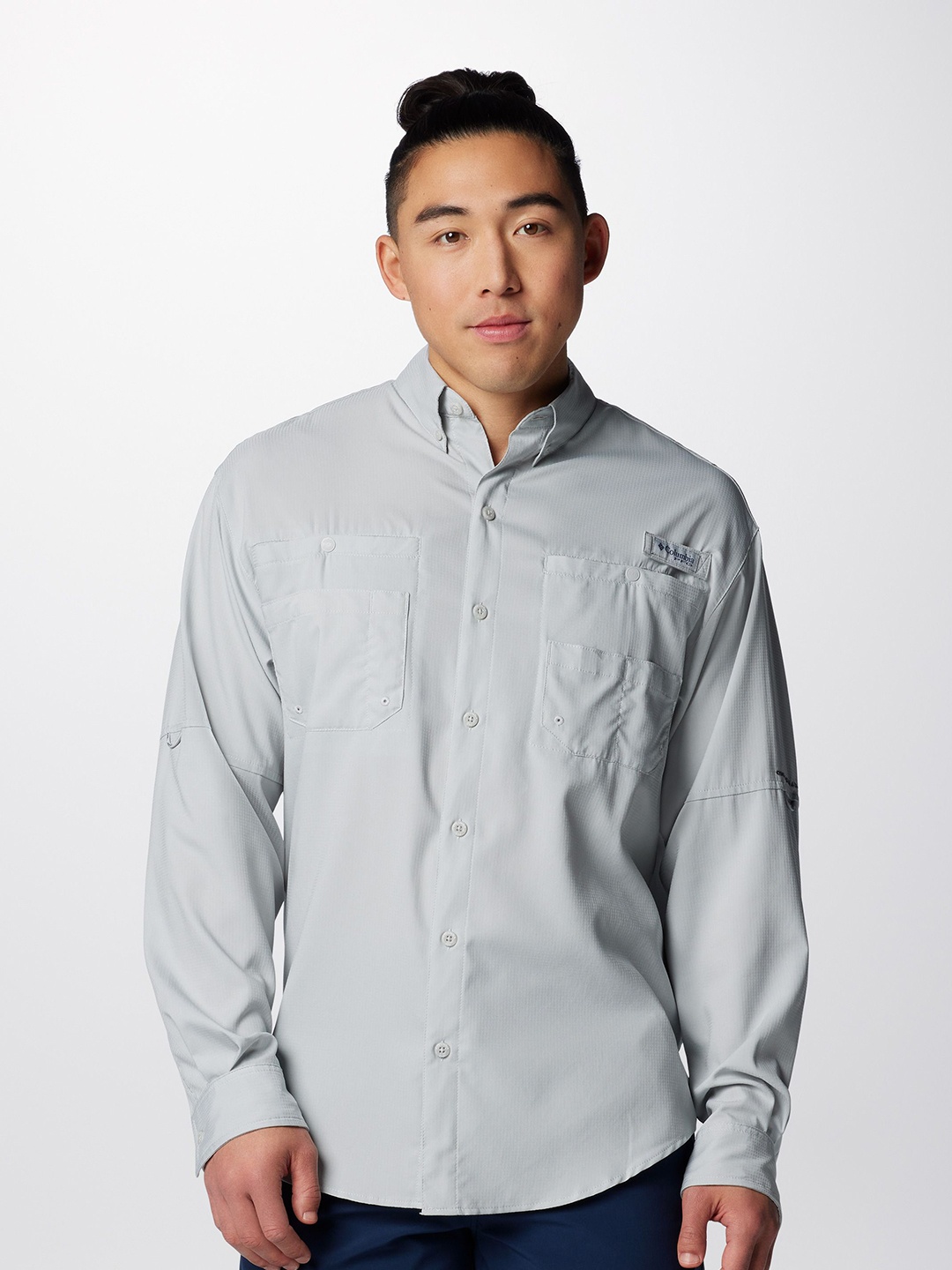 

Columbia Men Classic Fit Button-Down Collar Solid Casual Shirt, Grey