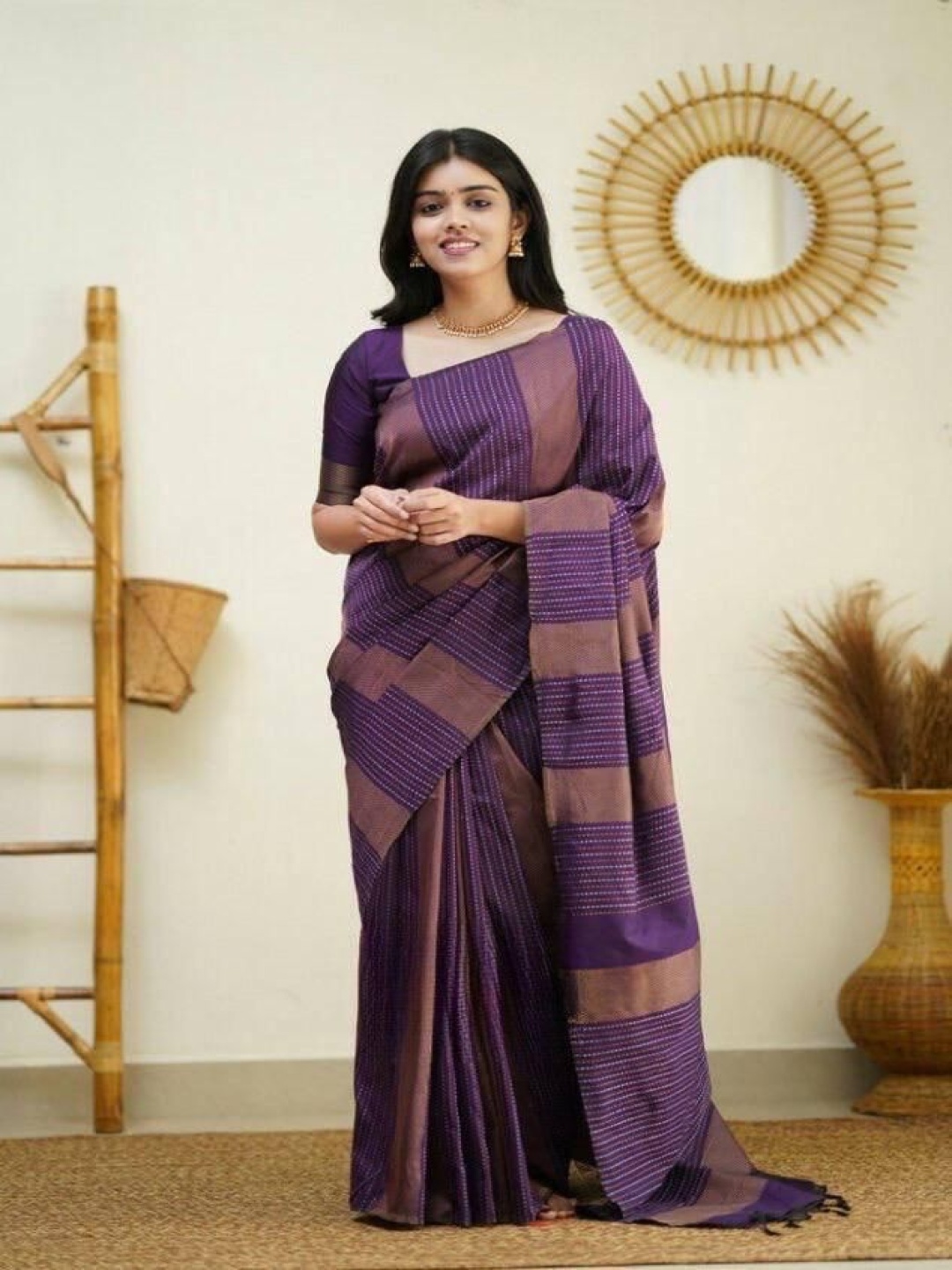 

Manu Designer Woven Design Zari Saree, Purple