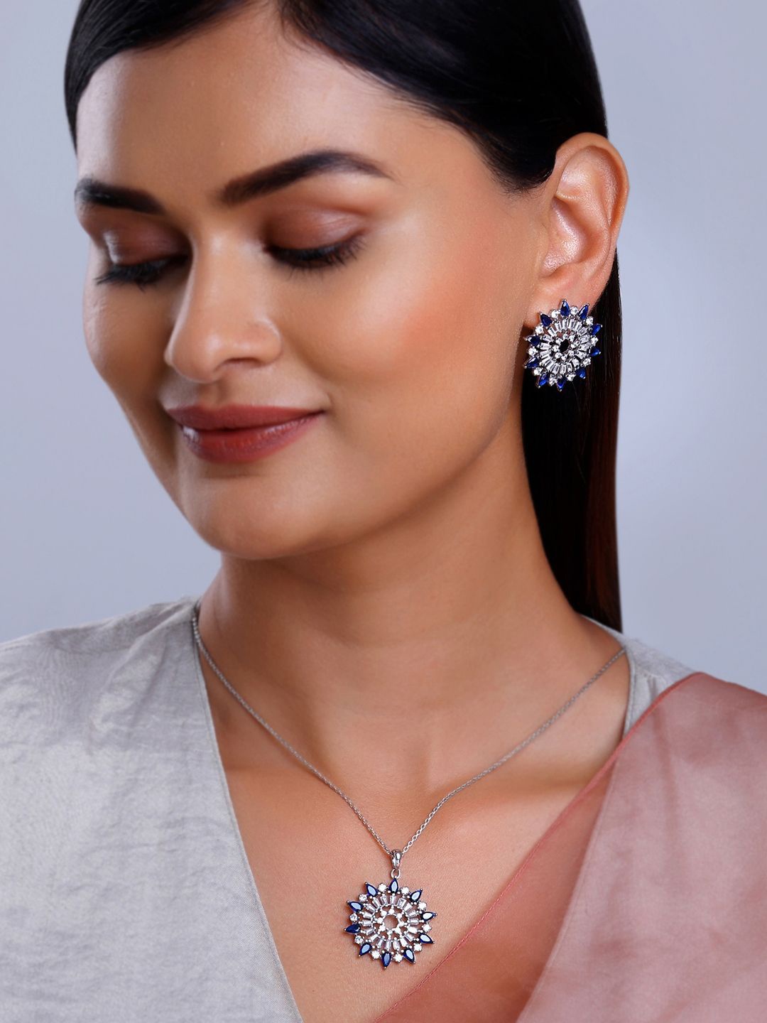 

GIVA 925 Sterling Silver Rhodium-Plated Cubic Zirconia Studded Flourishing Set