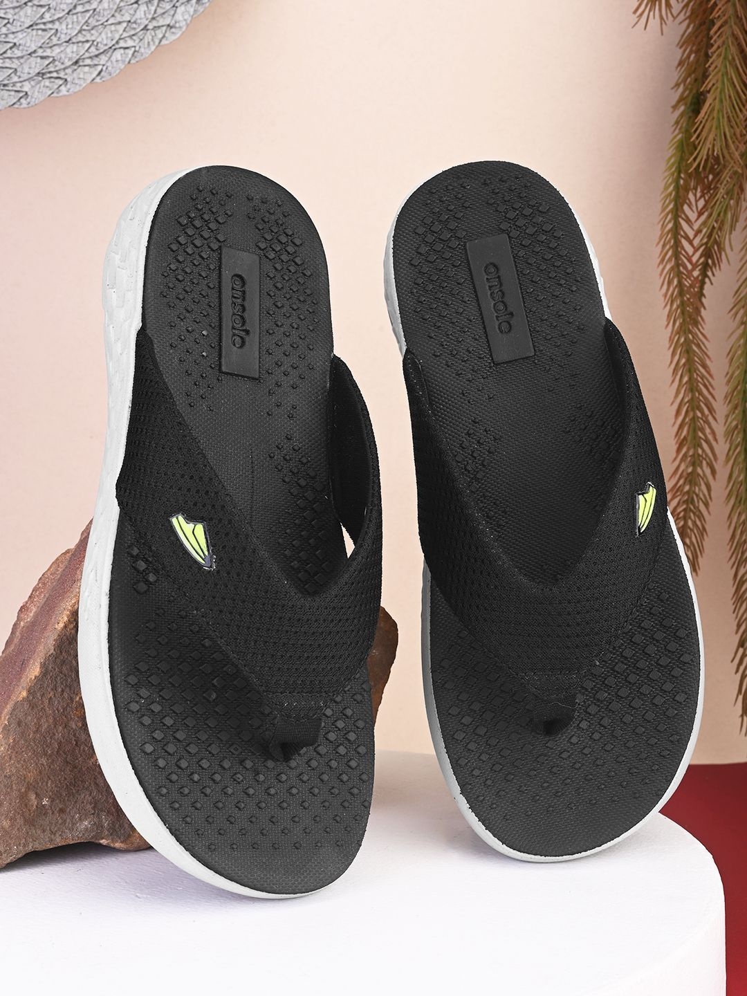 

ONSOLE Men Sleek Design Thong Flip-Flops, Black