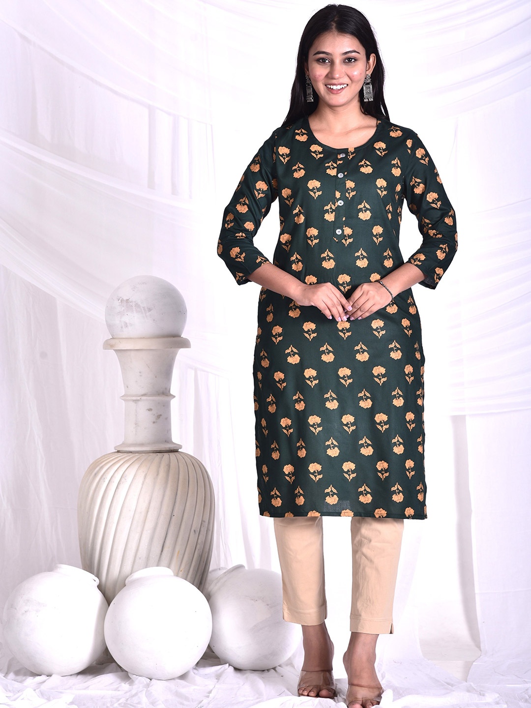 

Rashmi Shree Creation Floral Printed Round Neck Straight Kurta, Green