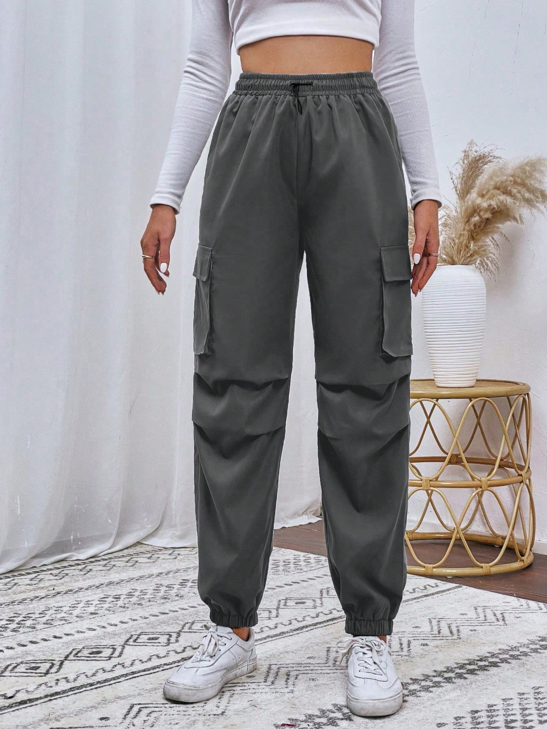 

SHINE N SHOW Women Cargos Trousers, Grey