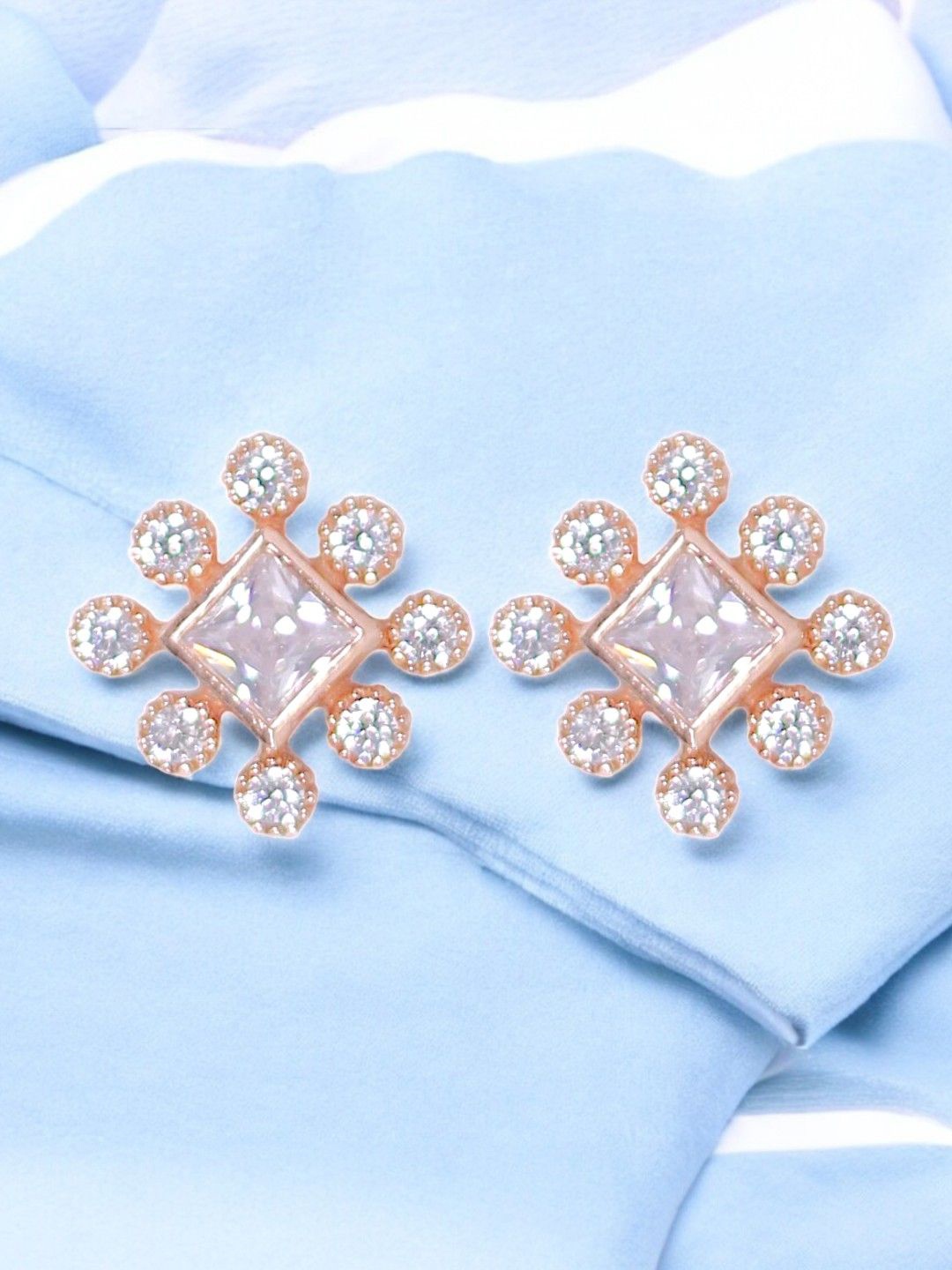 

Taraash 925 Sterling Silver Rose Gold-Plated CZ Studded Square Shaped Studs