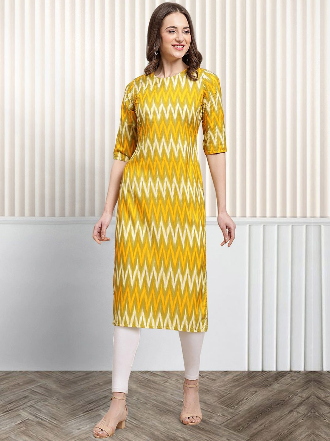 

Moda Rapido Chevron Printed Round Neck Straight Kurta, Yellow