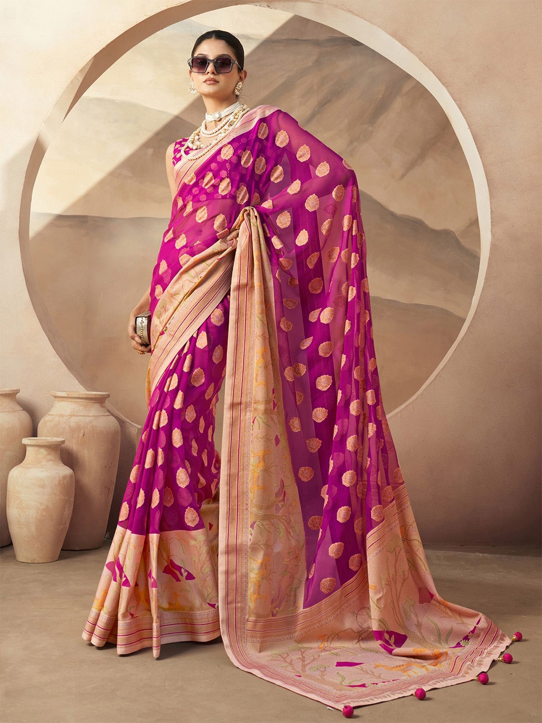 

elora Floral Printed Pure Georgette Saree, Fuchsia