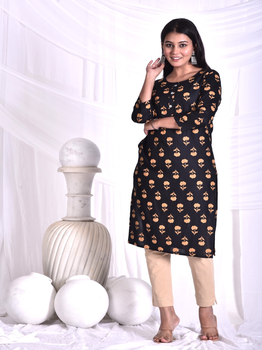 

Rashmi Shree Creation Printed Straight Kurtas, Black