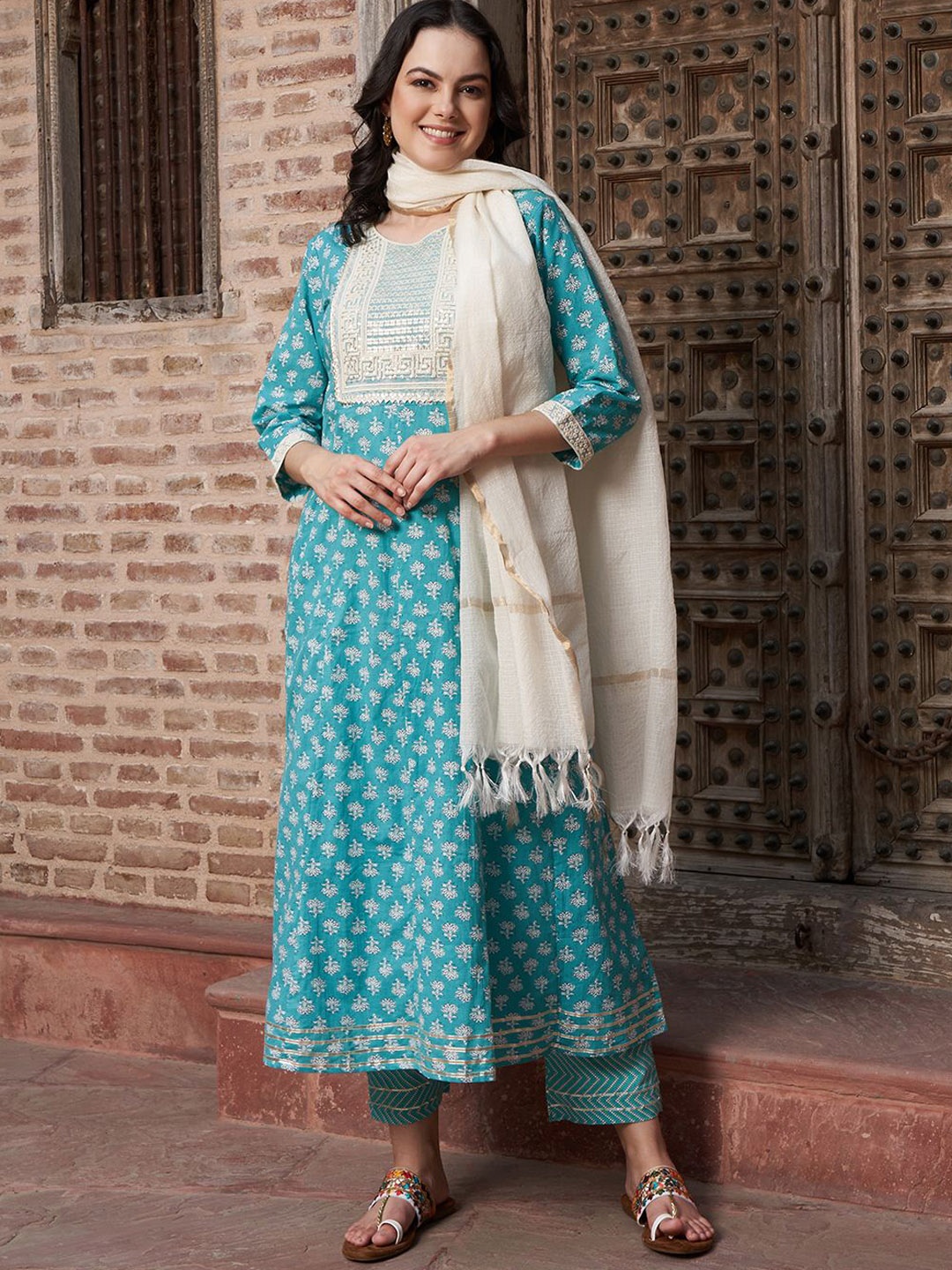 

Sangria Turquoise Blue Floral Printed Sequinned Pure Cotton Kurta With Trouser And Dupatta