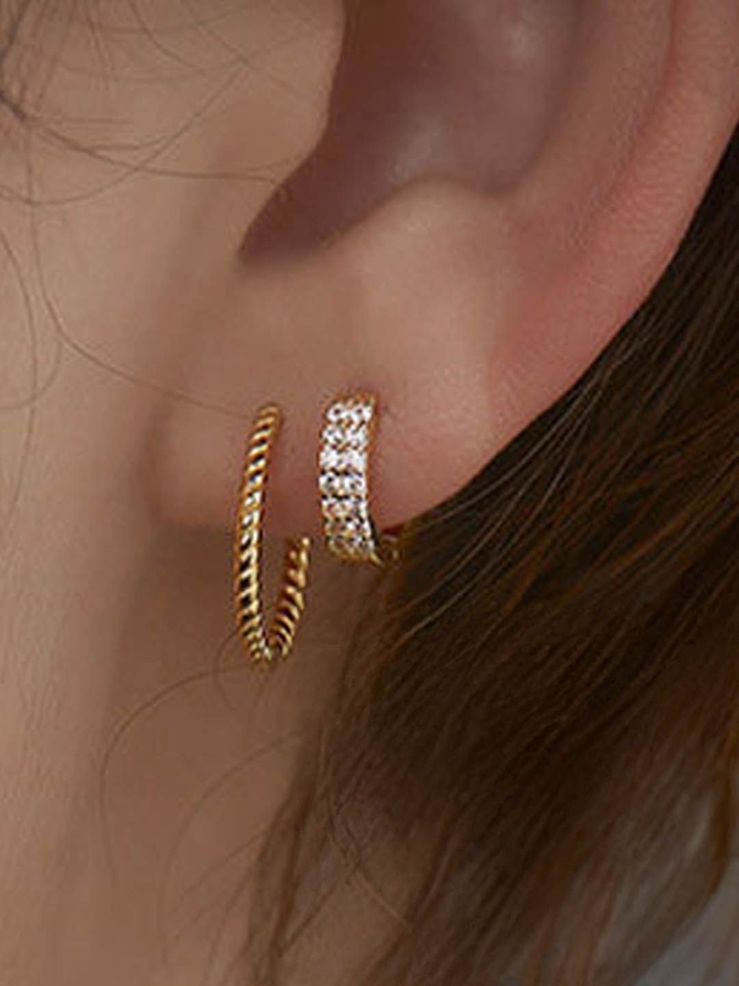 

StyleCast Gold-Toned Artificial Stones Studded Contemporary Hoop Earrings