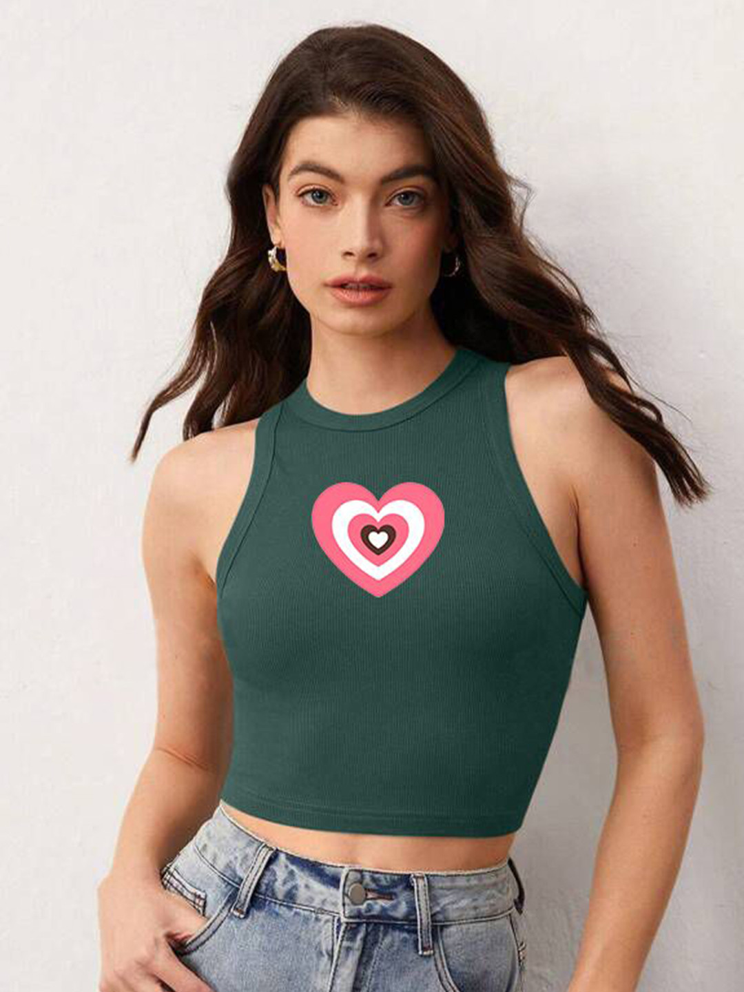 

The Roadster Lifestyle Co Printed Sleeveless Stretchable Crop Top, Green
