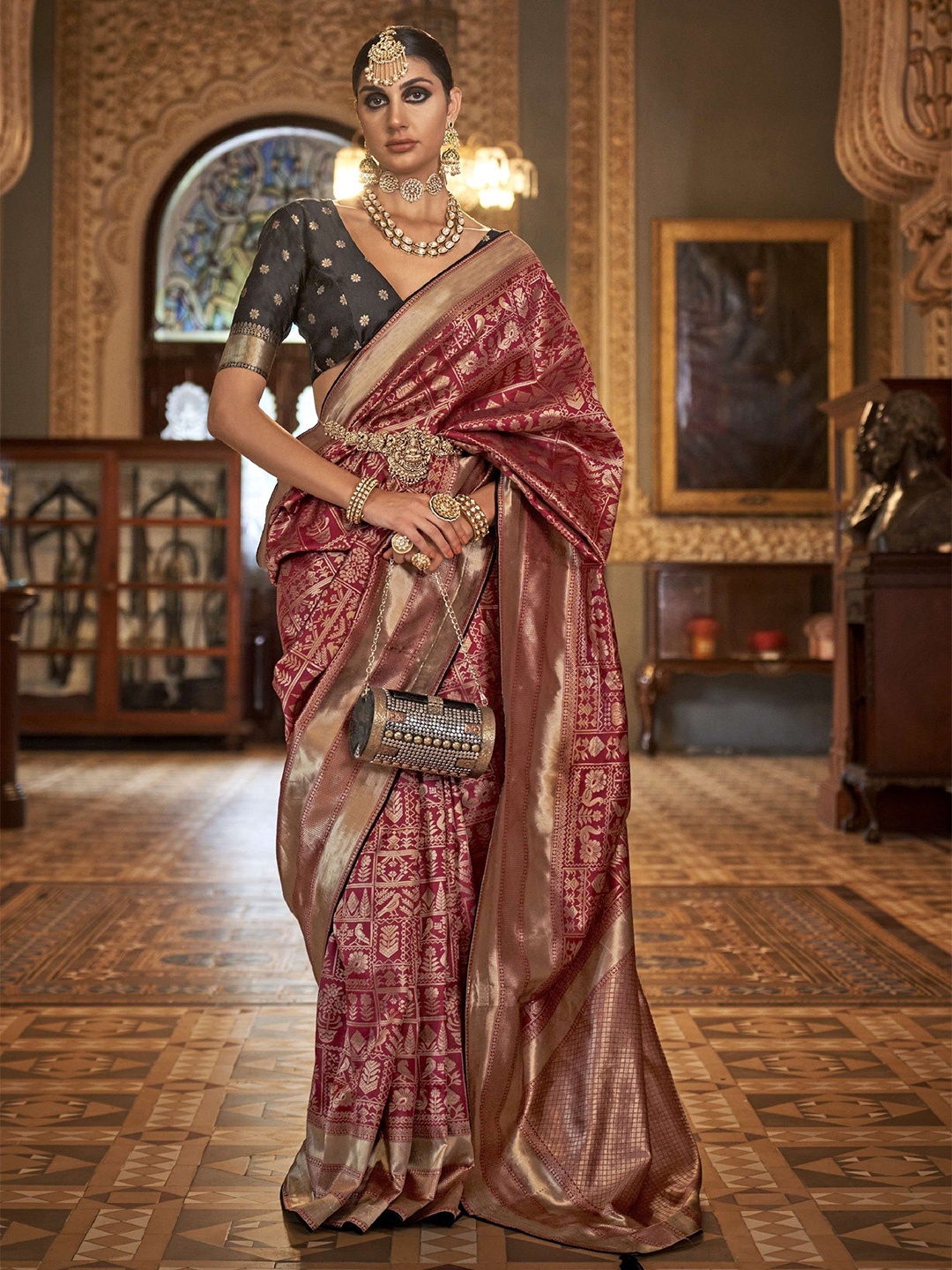 

MAHALASA Ethnic Motifs Woven Design Pure Silk Patola Saree, Maroon