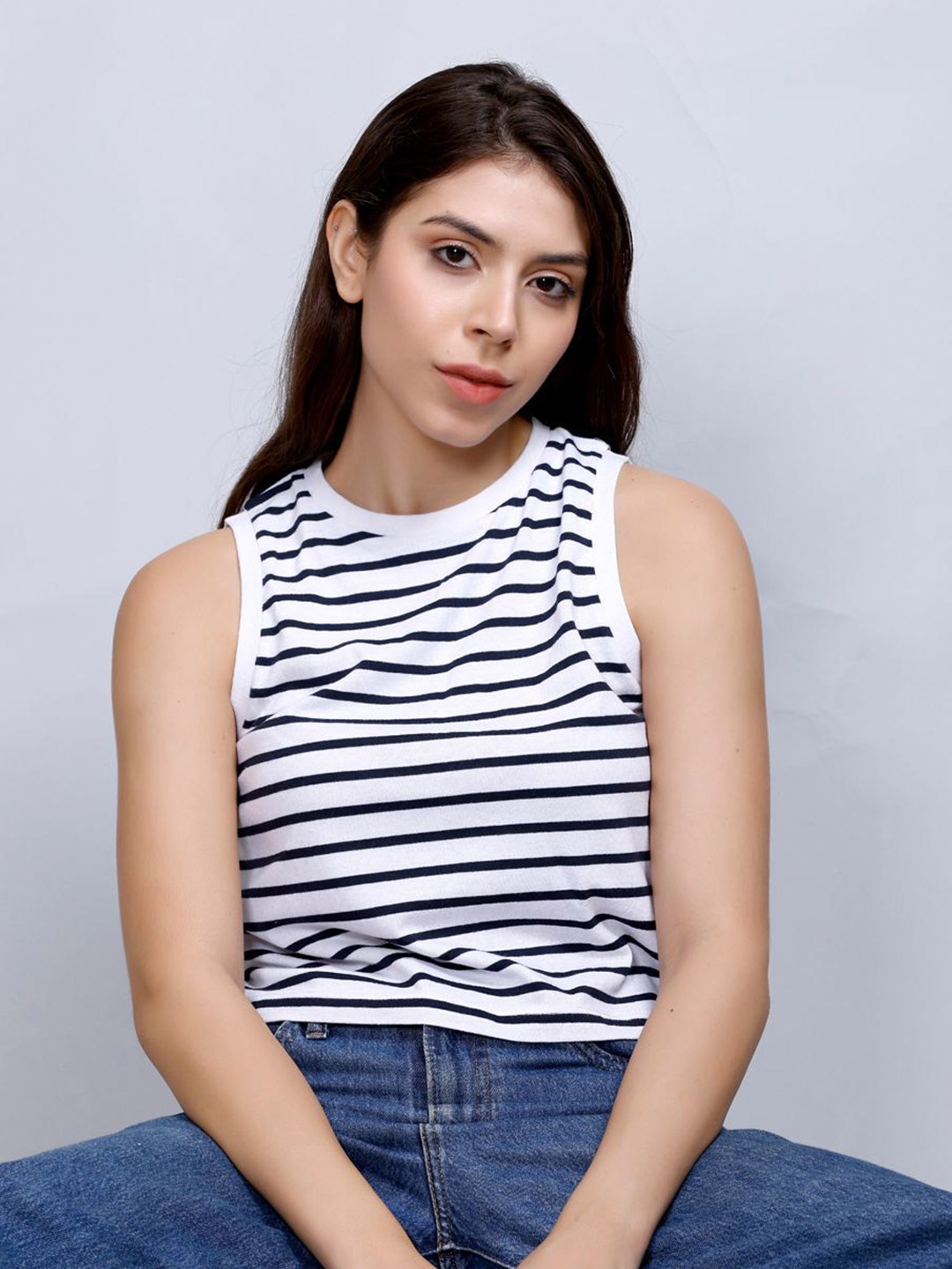

MX Miazi Xchange Striped Cotton Crop Top, White