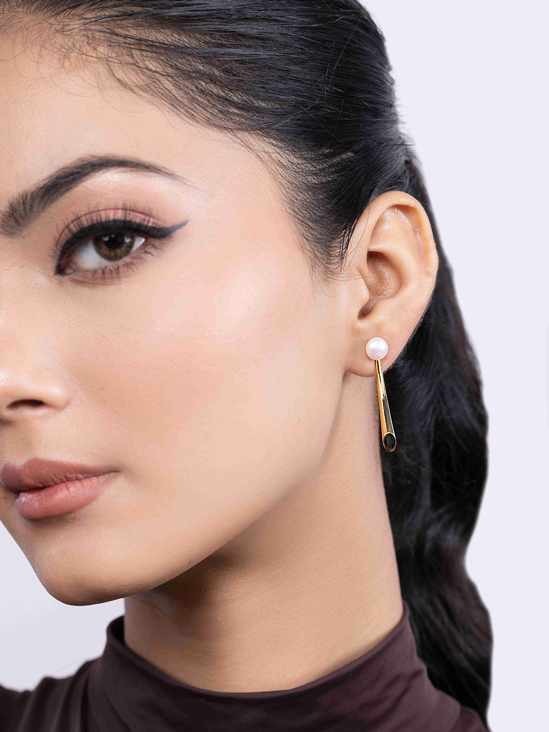 

KAORI BY SHREYA AGARWAL Gold-Plated Stainless Steel Pearls Studded Drop Earrings
