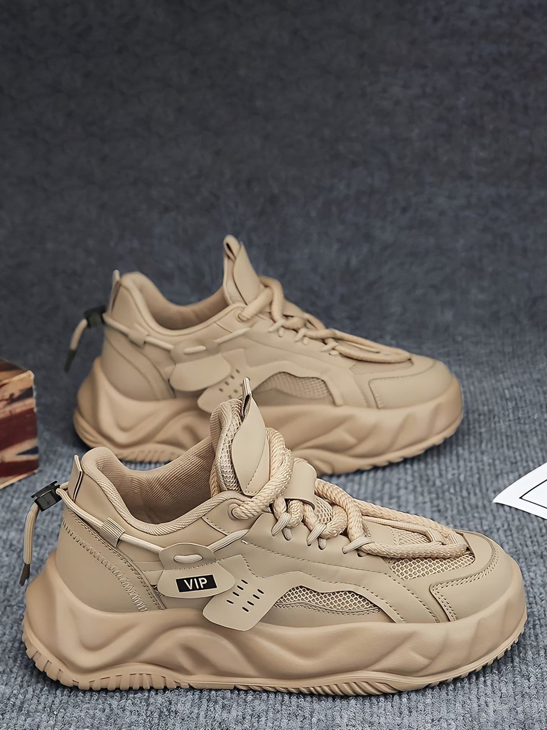 

kardam&sons Men Sneakers, Beige