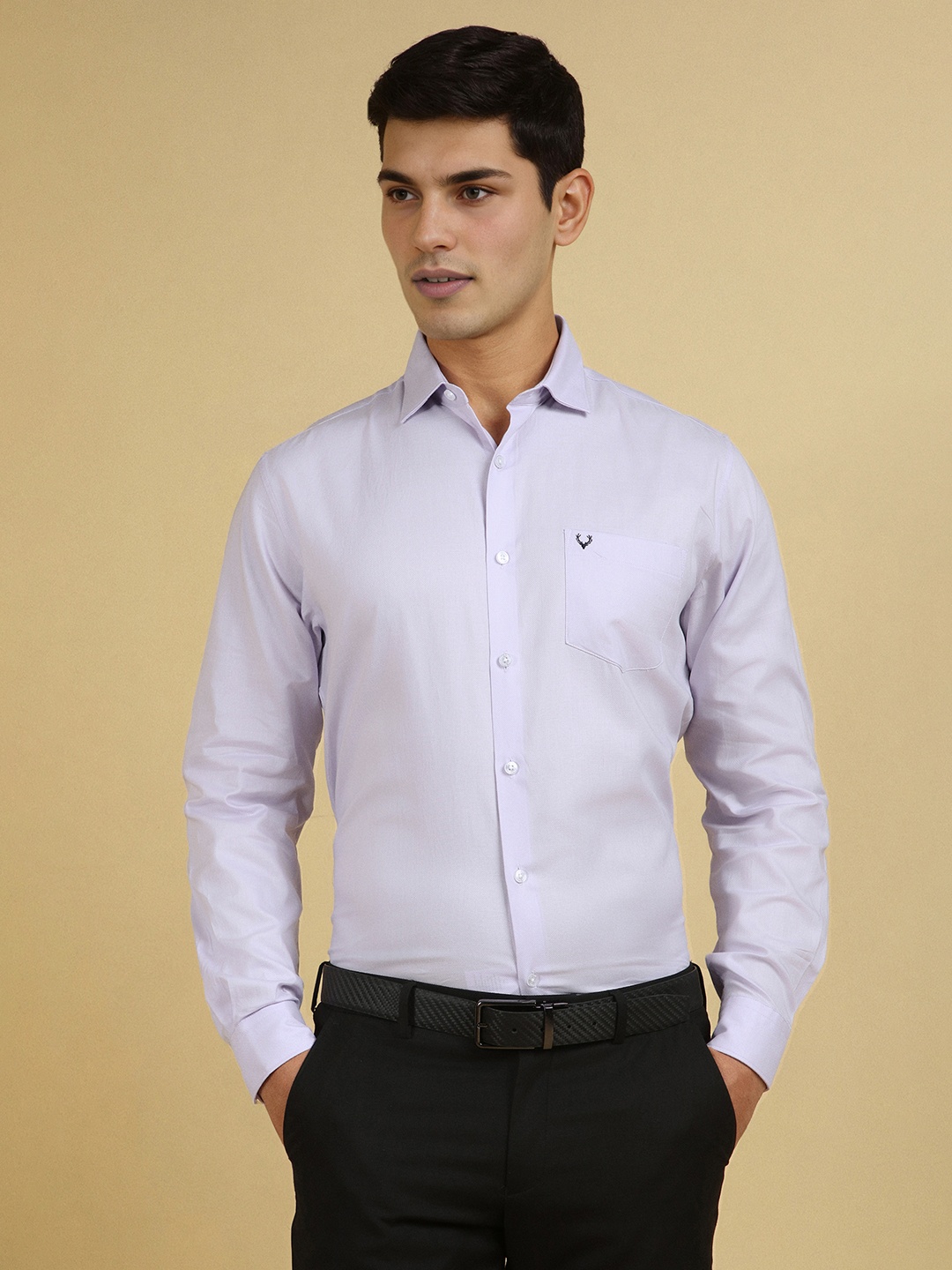

Allen Solly Men Slim Fit Spread Collar Solid Cotton Formal Shirt, Lavender