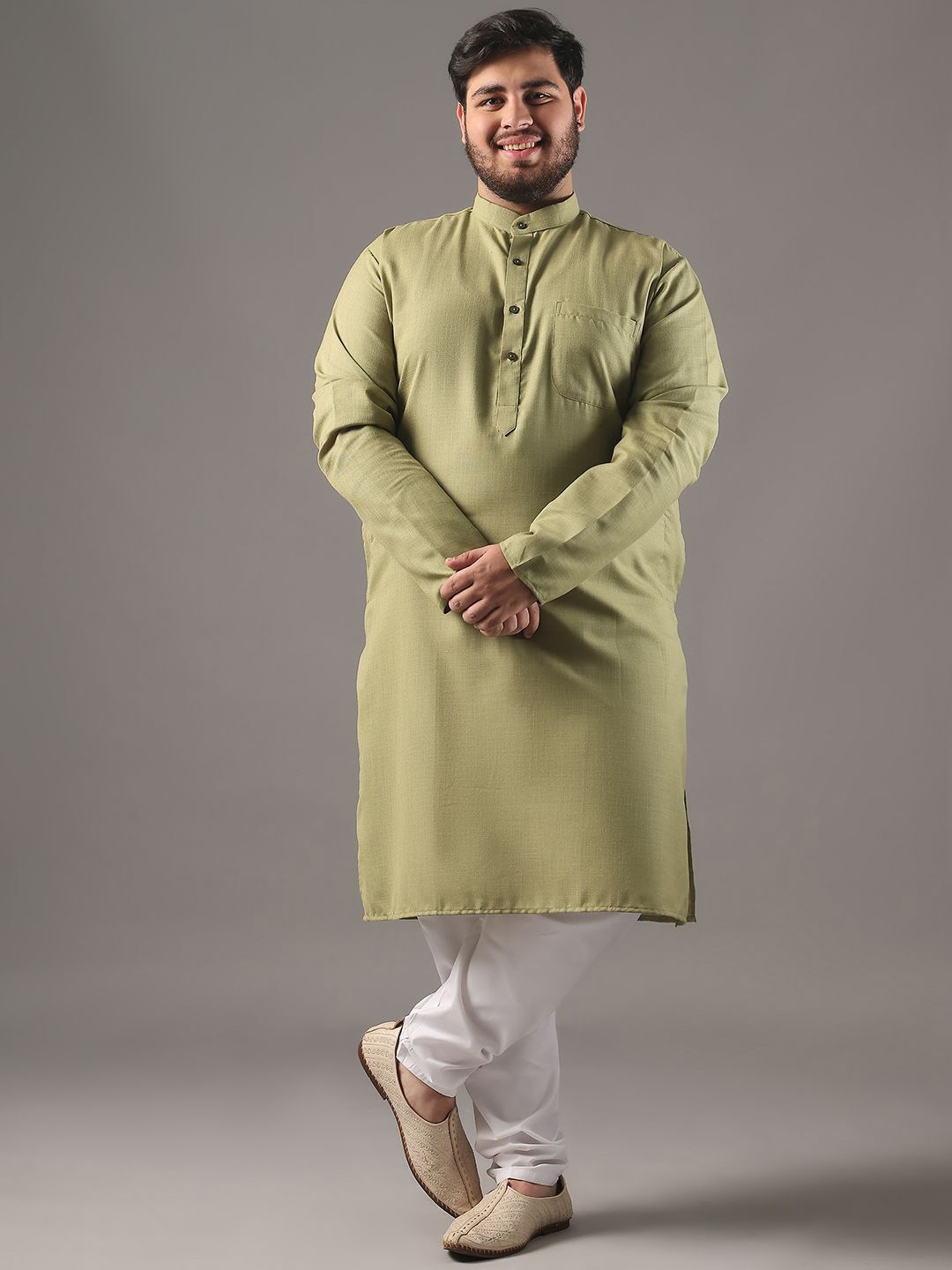 

SOJANYA PLUS Plus Size Men Band Collar Pure Cotton Straight Kurta With Pyjamas, Green