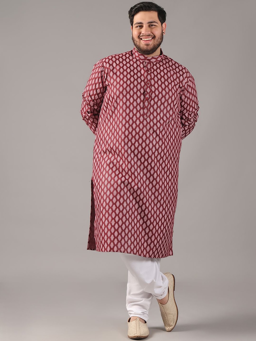 

SOJANYA PLUS Size Ethnic Motifs Printed Band Collar Straight Kurta, Maroon