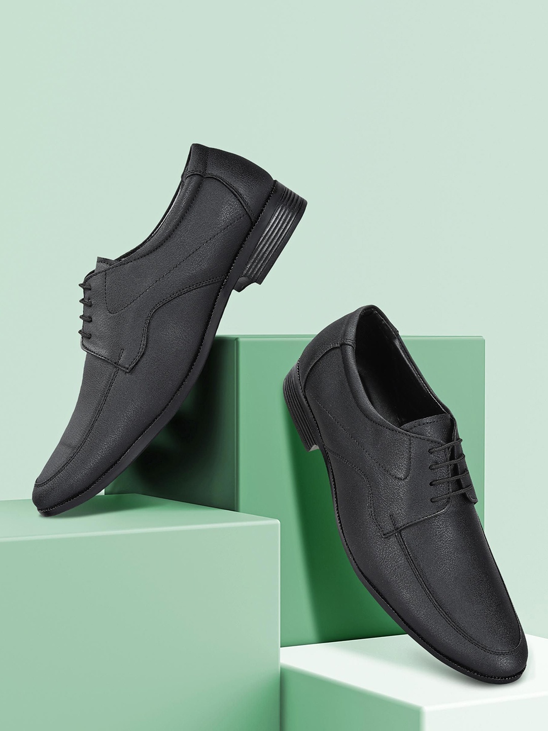 

Paragon Men Formal Derbys, Black