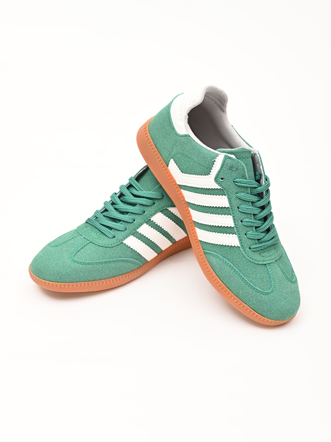 

Snitch Men Green Textured Sneakers