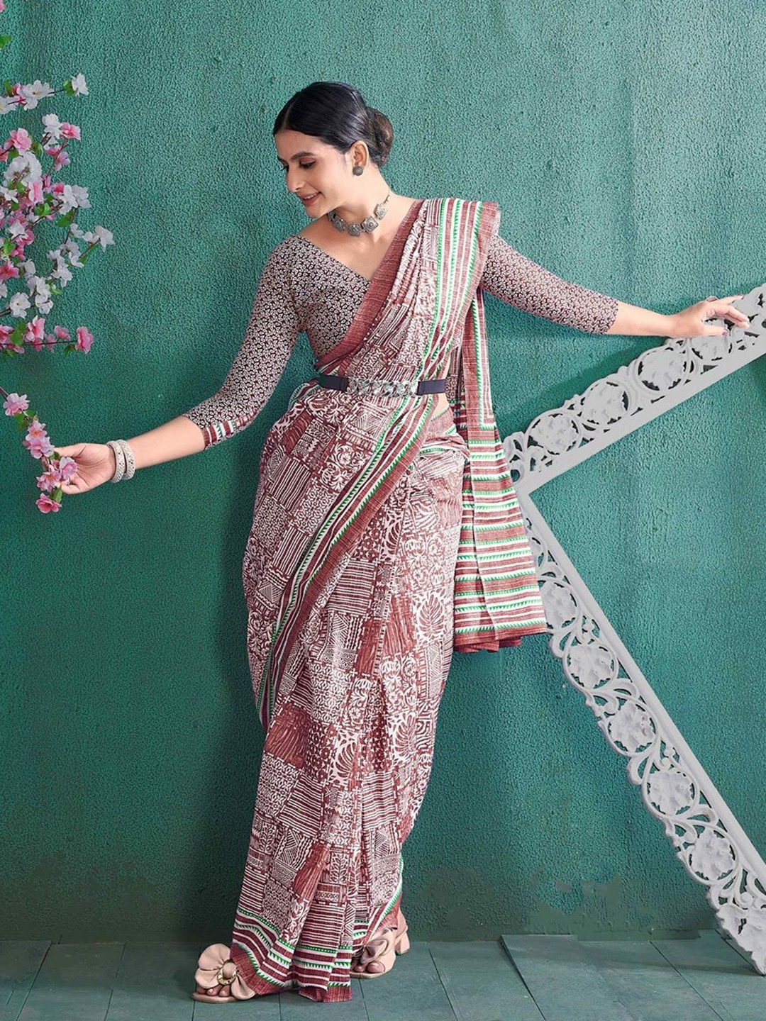 

HERE&NOW Geometric Printed Zari Pure Cotton Saree, Brown