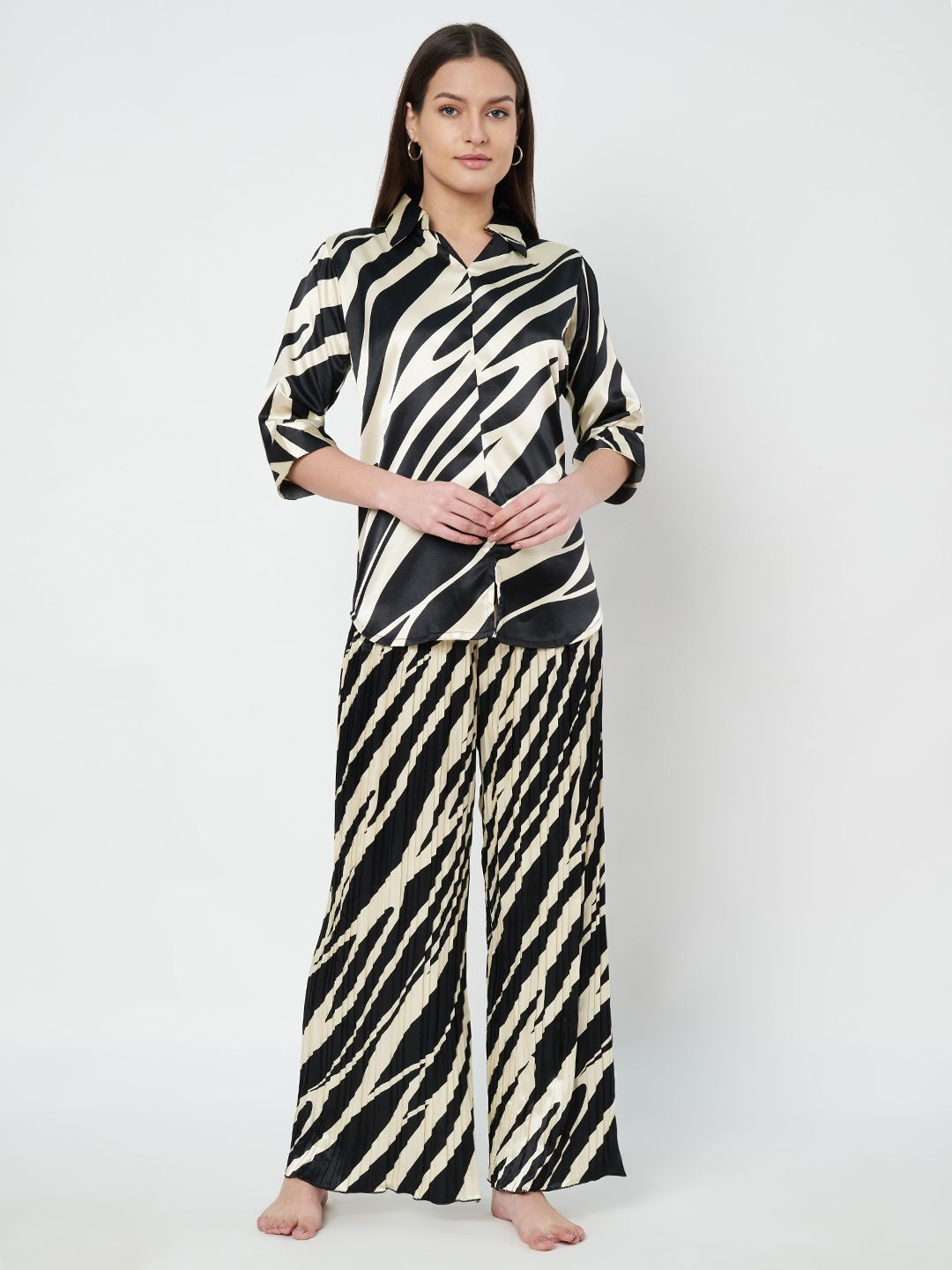 

KOI SLEEPWEAR Women Printed Night suit, Black