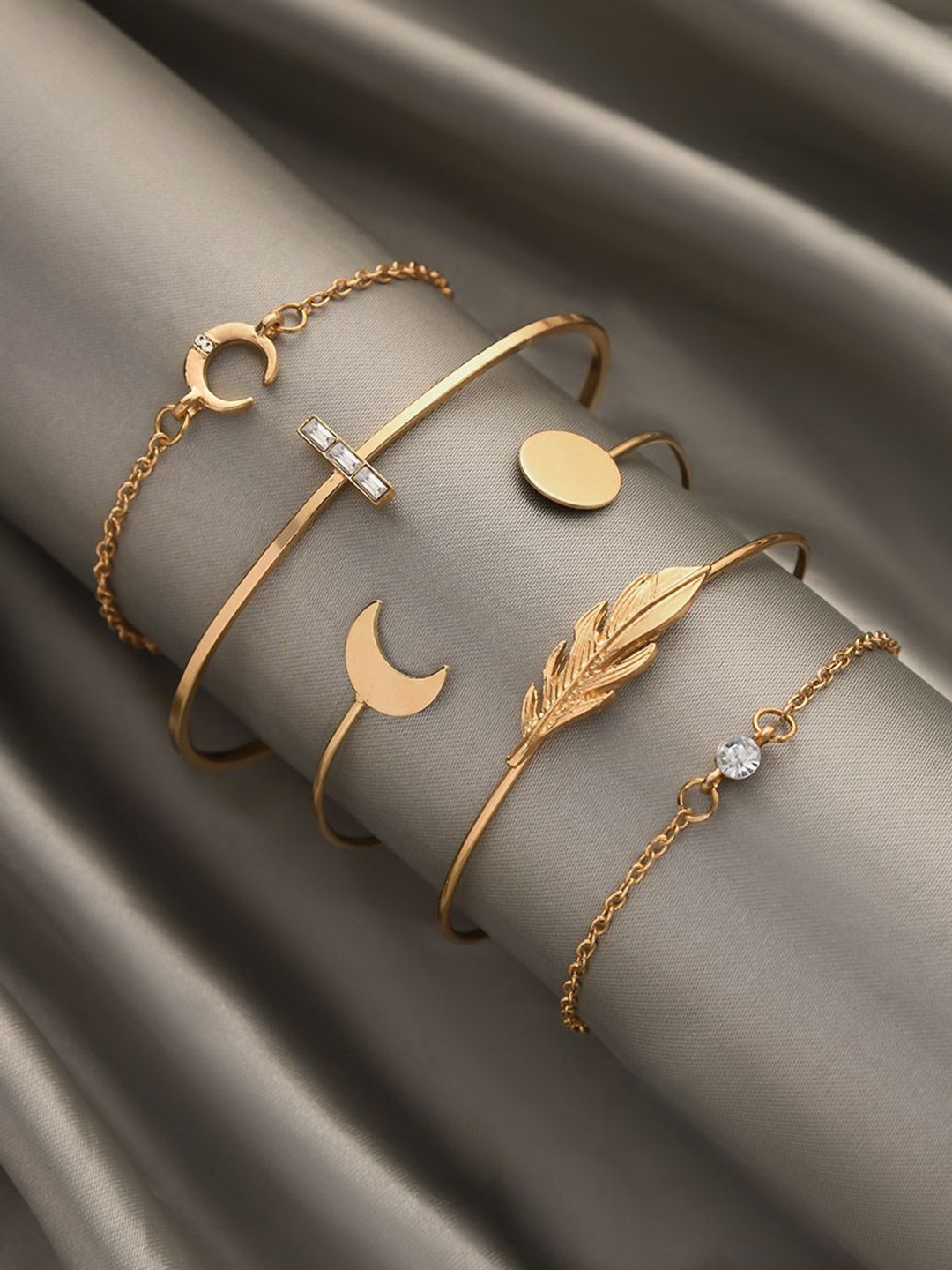 

EVERSTYLISH Set Of 5 Gold-Plated Cuff Bracelet