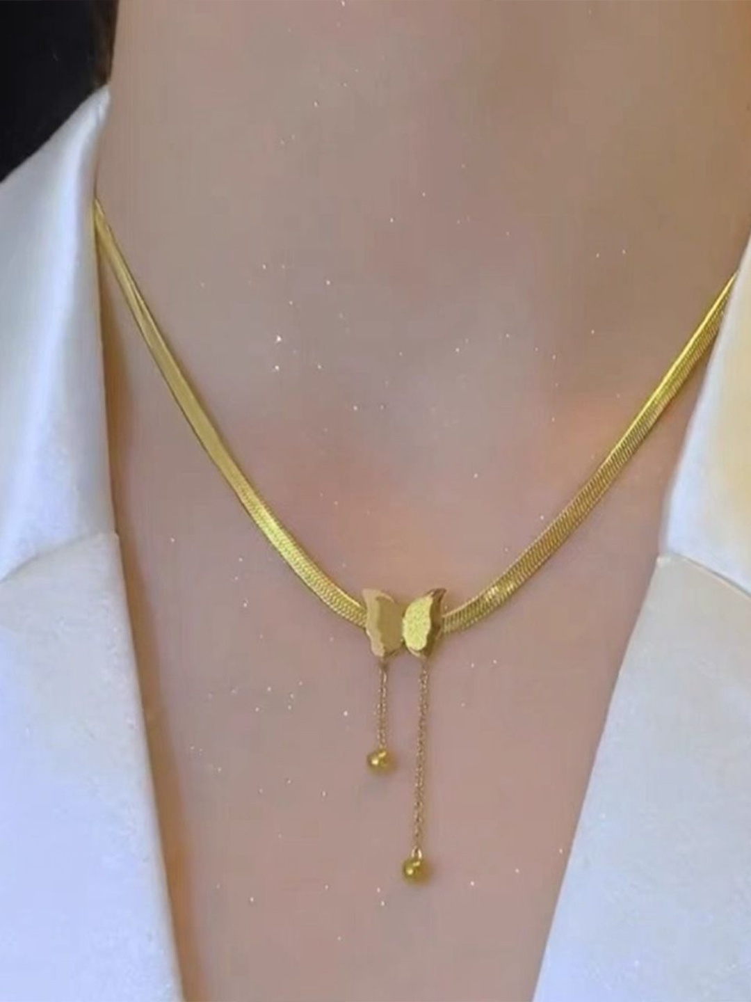 

KAORI BY SHREYA AGARWAL Stainless Steel Gold-Plated Butterfly Necklace