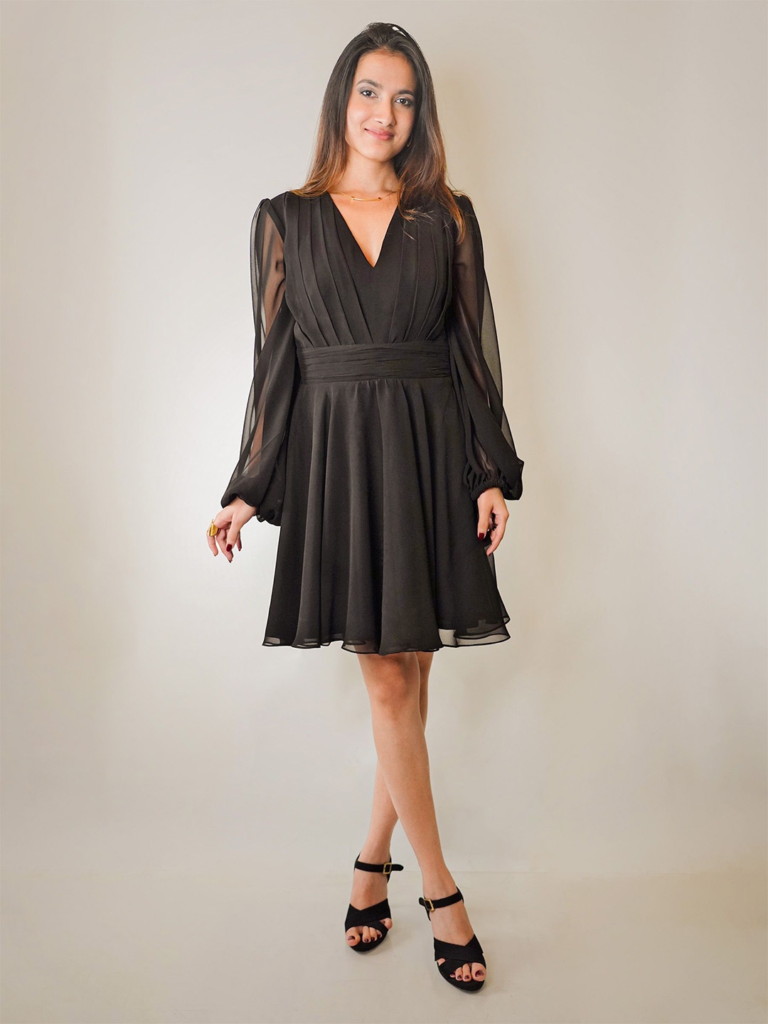 

Erazz London V-Neck Bishop Sleeve Midi Dress, Black