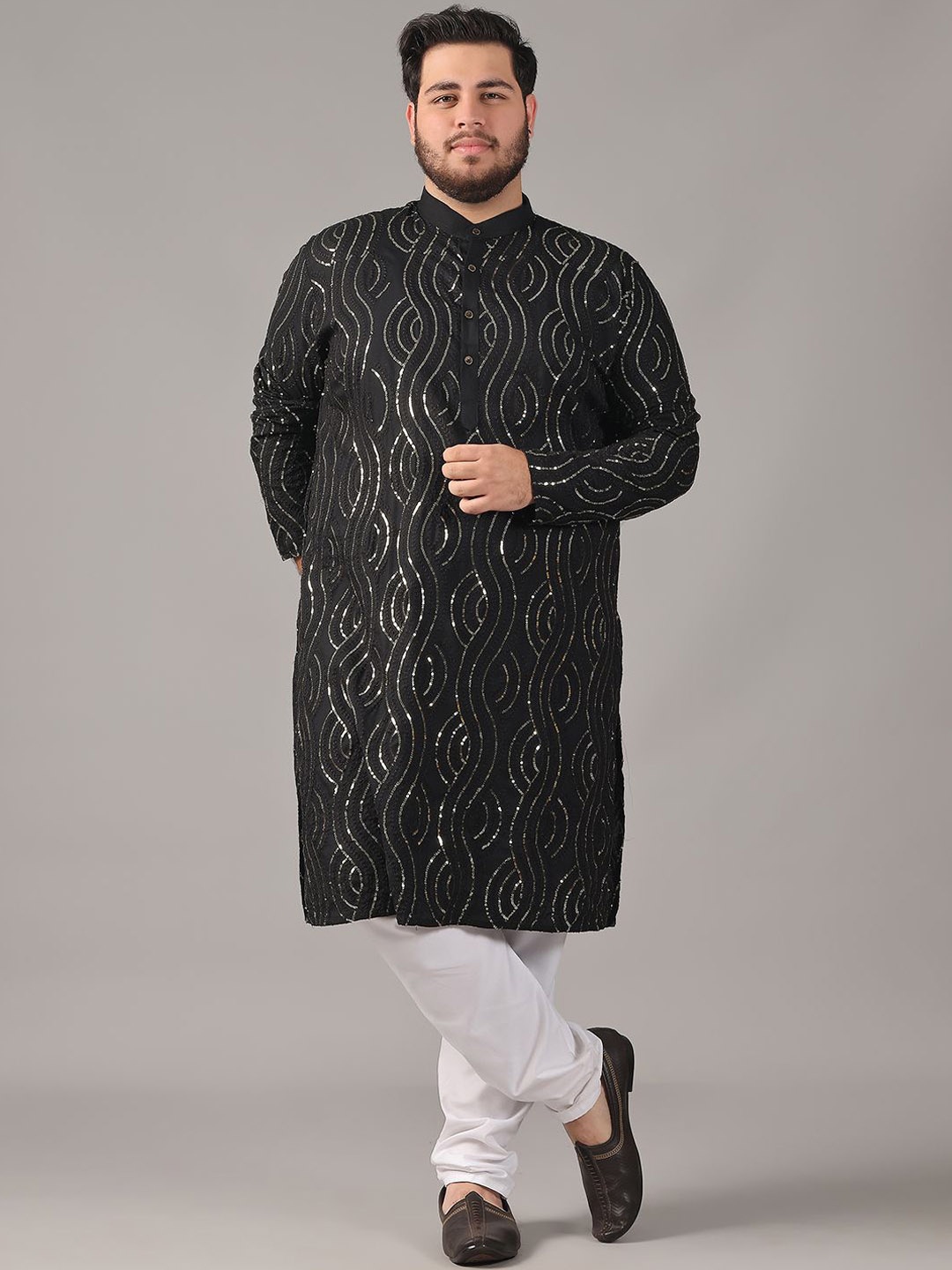 

SOJANYA PLUS Size Geometric Embroidered Sequinned Band Collar Pure Cotton Straight Kurta, Black