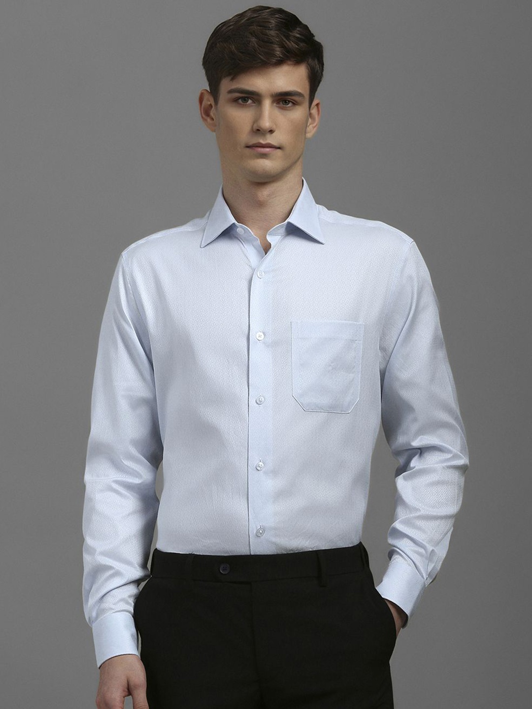 

Louis Philippe Men Classic Fit Spread Collar Solid Cotton Formal Shirt, Blue