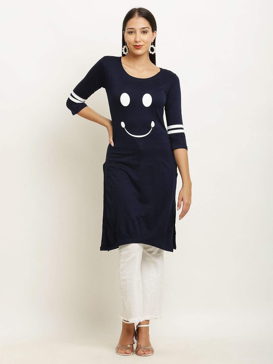 

Purser Quirky Printed Round Neck Straight Kurta, Blue