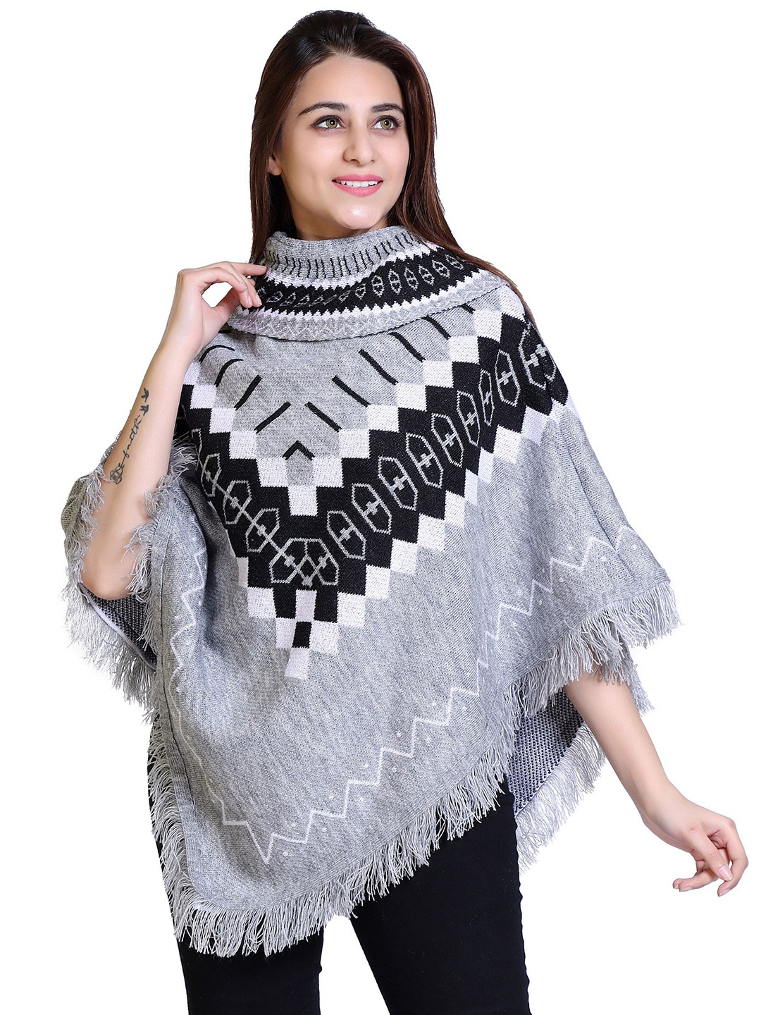 

DISCOVERYLINE Women Printed Poncho, Black