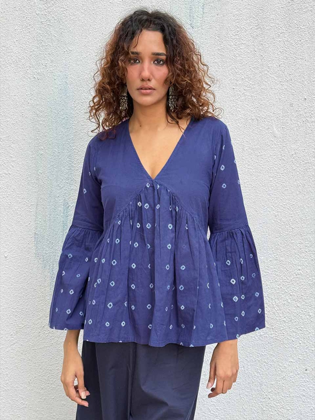 

Chidiyaa Indigo Bluebird Bandhej Cotton Top, Navy blue