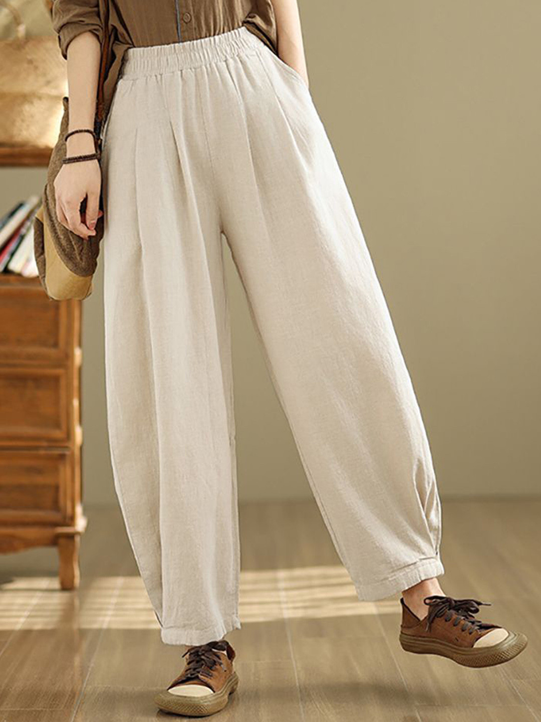 

StyleCast x Revolte Women High-Rise Easy Wash Pleated Trousers, Beige