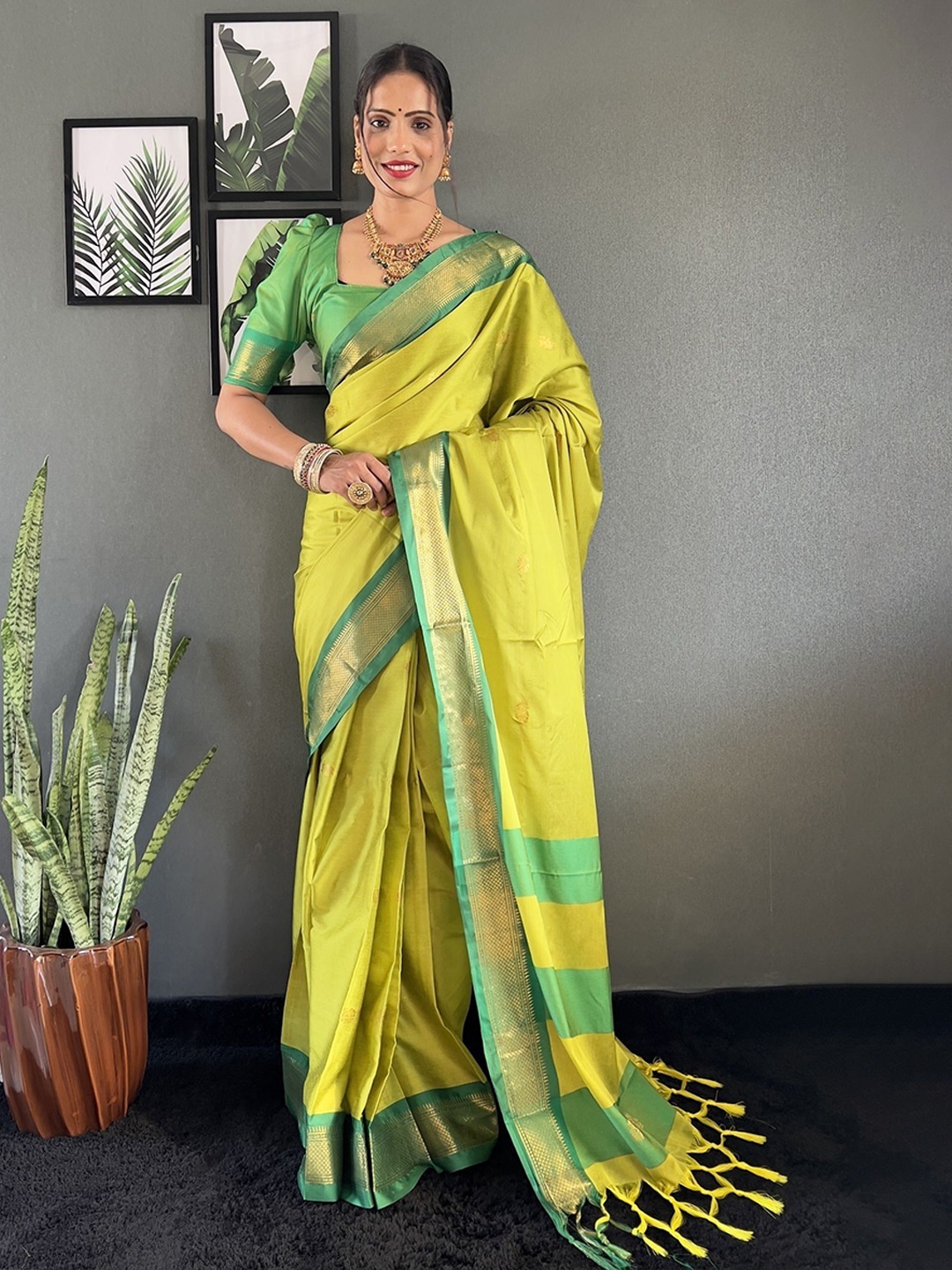 

A TO Z CART Woven Design Zari Kanjeevaram Saree, Lime green