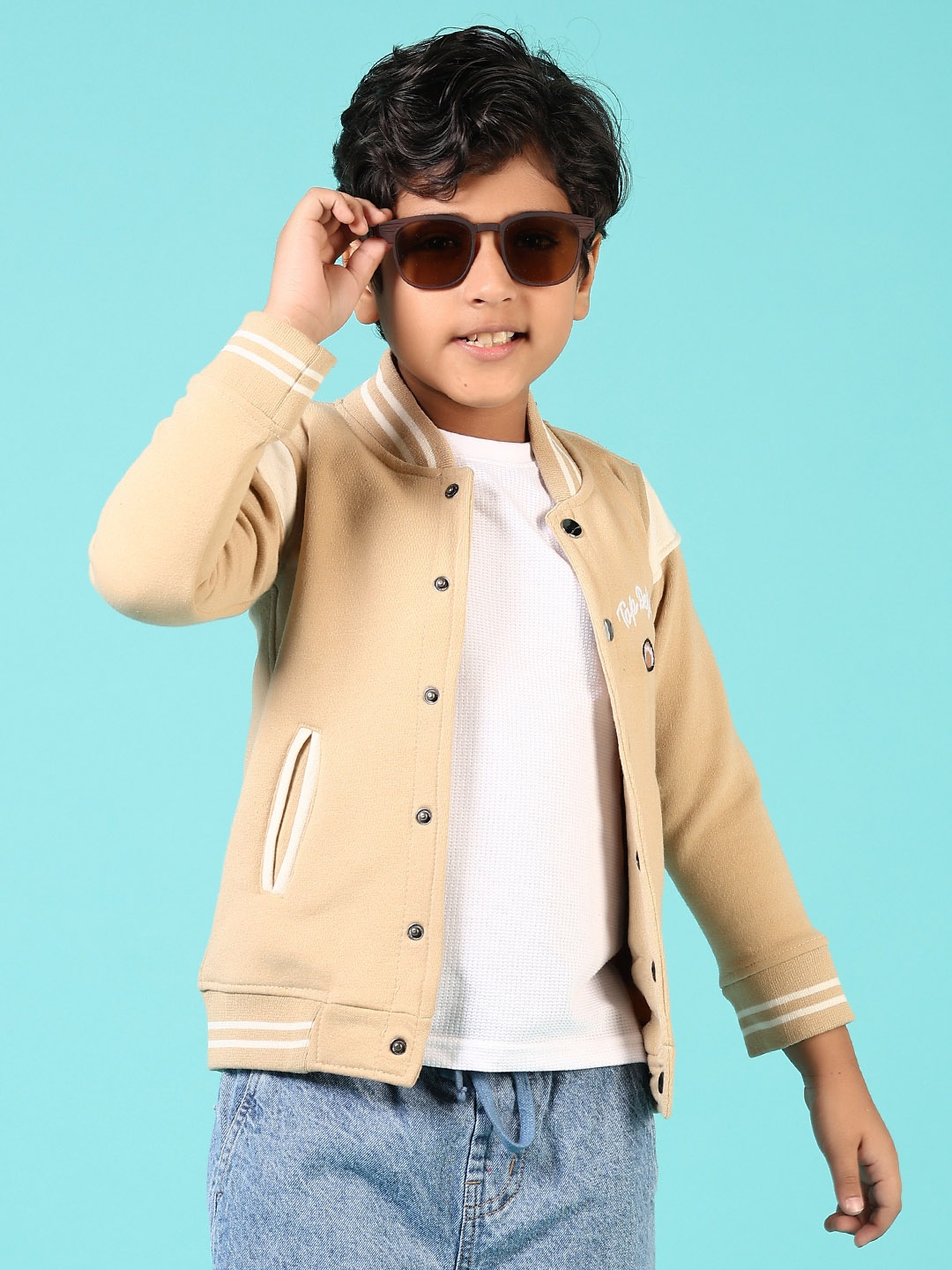 

V-Mart Boys Printed Sweatshirt, Brown