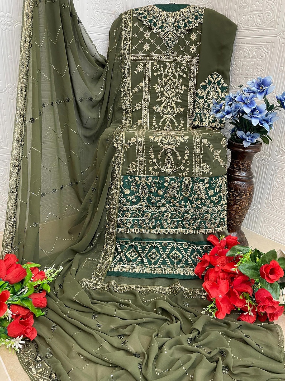 

ANAMSA Ethnic Motifs Zari Embroidered Semi-Stitched Dress Material, Green