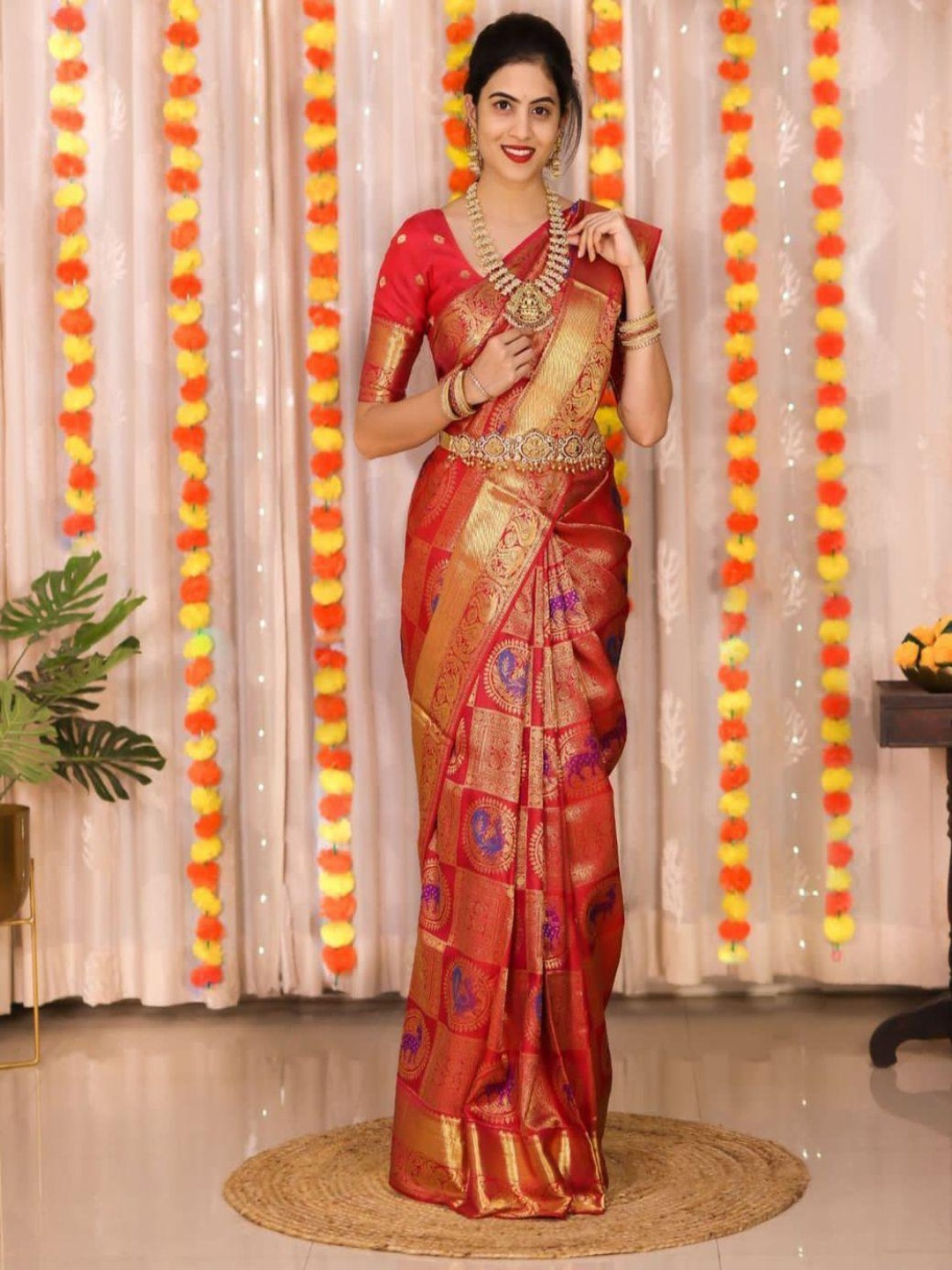 

Manu Designer Embellished Zari Designer Saree, Pink