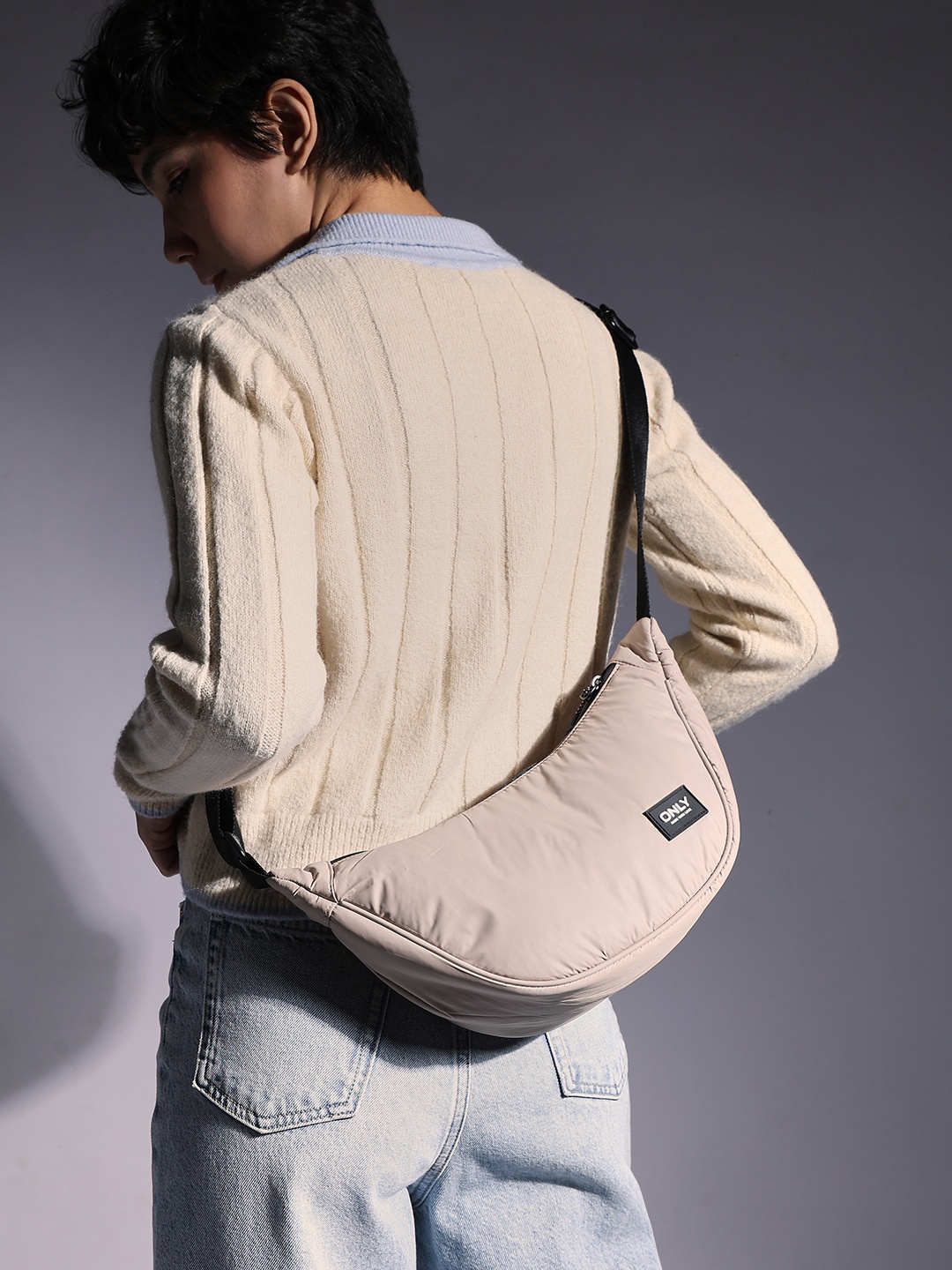 

ONLY Women Half Moon Sling Bag, Beige