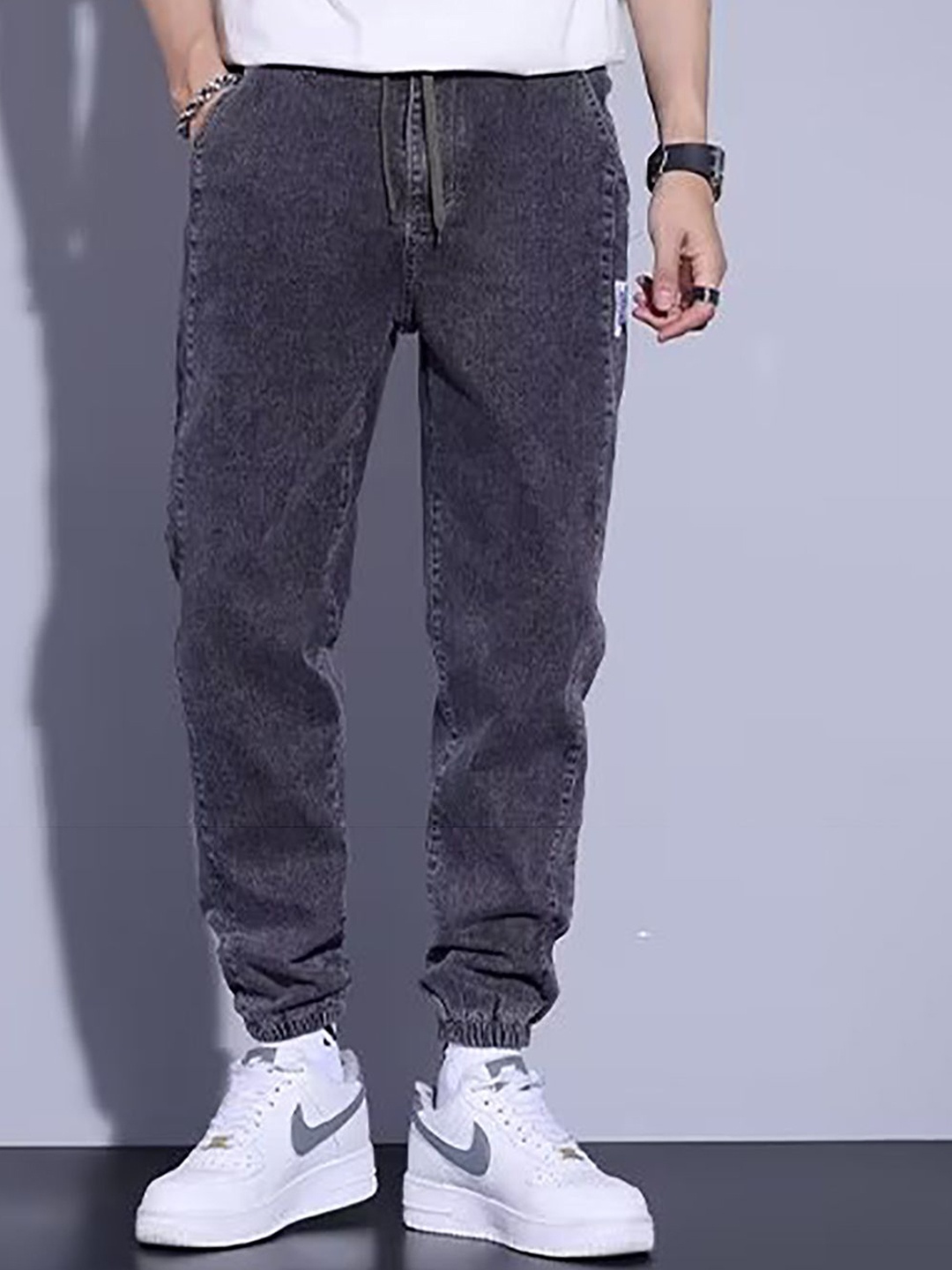

StyleCast x Revolte Men Relaxed Fit Light Fade Jeans, Grey