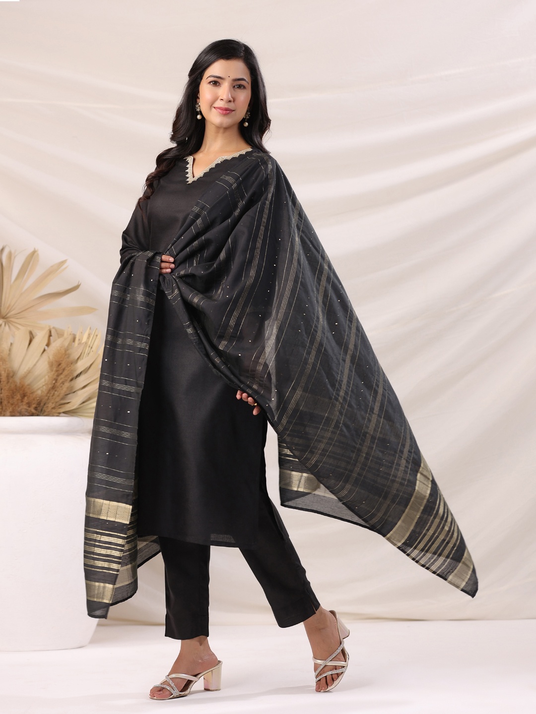 

Janasya Women Regular Pure Cotton Kurta with Trousers & With Dupatta, Black