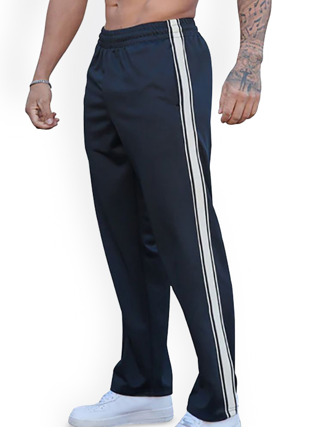 

StyleCast x Revolte Men Loose Fit Easy Wash Pleated Trousers, Navy blue