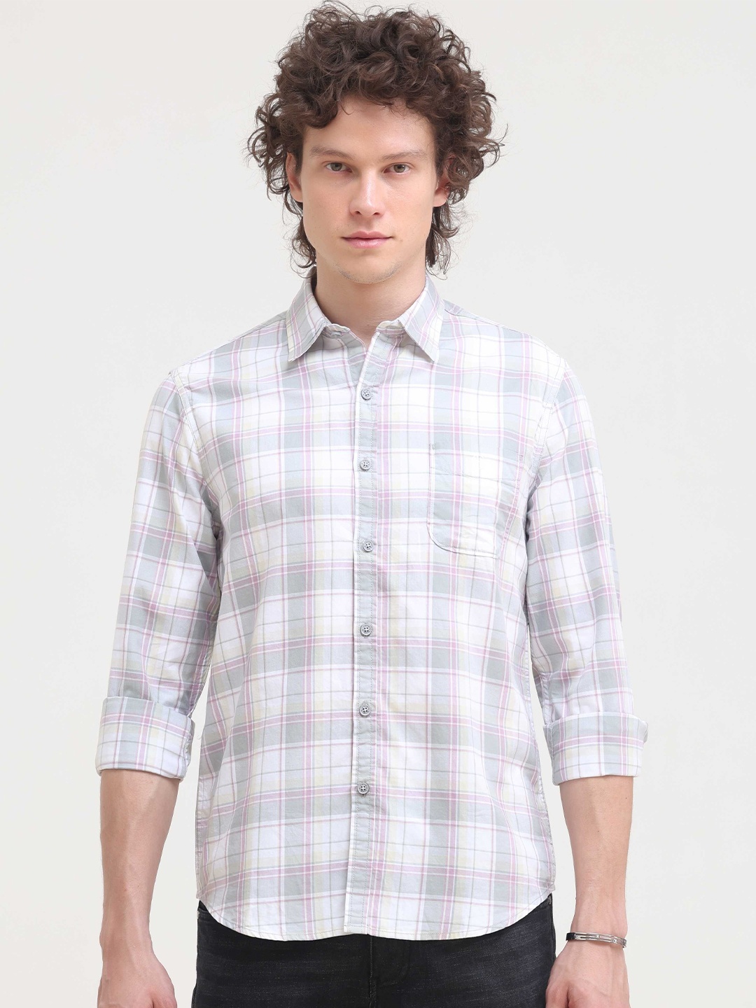 

Grit and Flair Men Comfort Fit Spread Collar Tartan Checked Cotton Casual Shirt, White