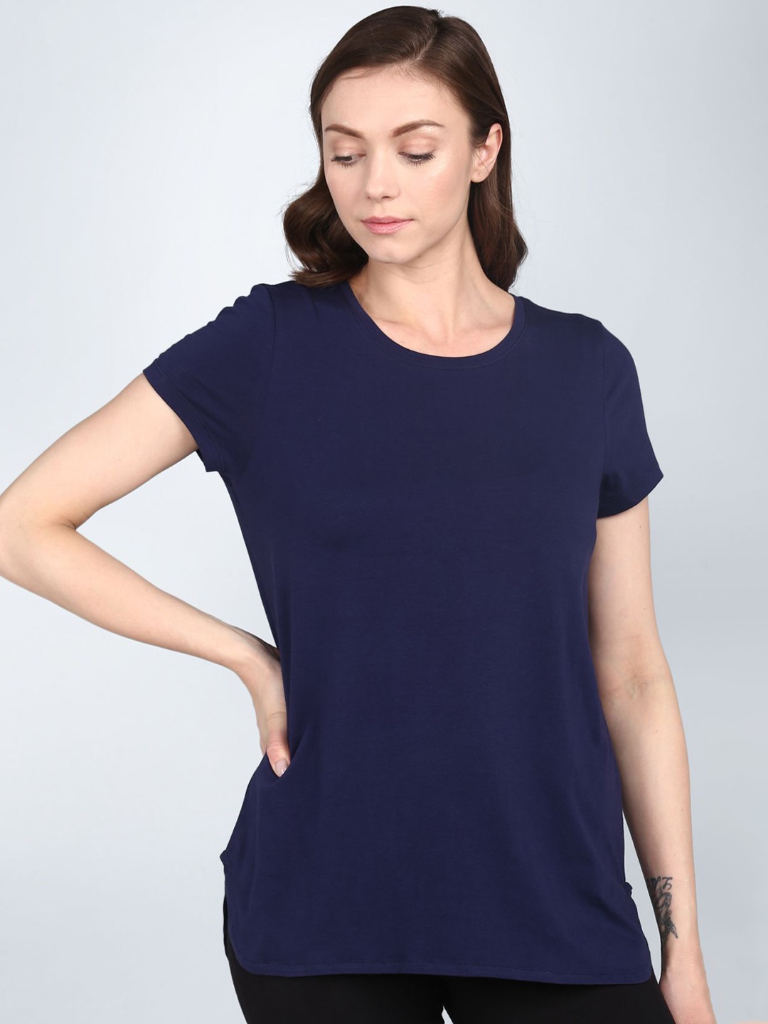 

necesera Women Round Neck Top, Blue