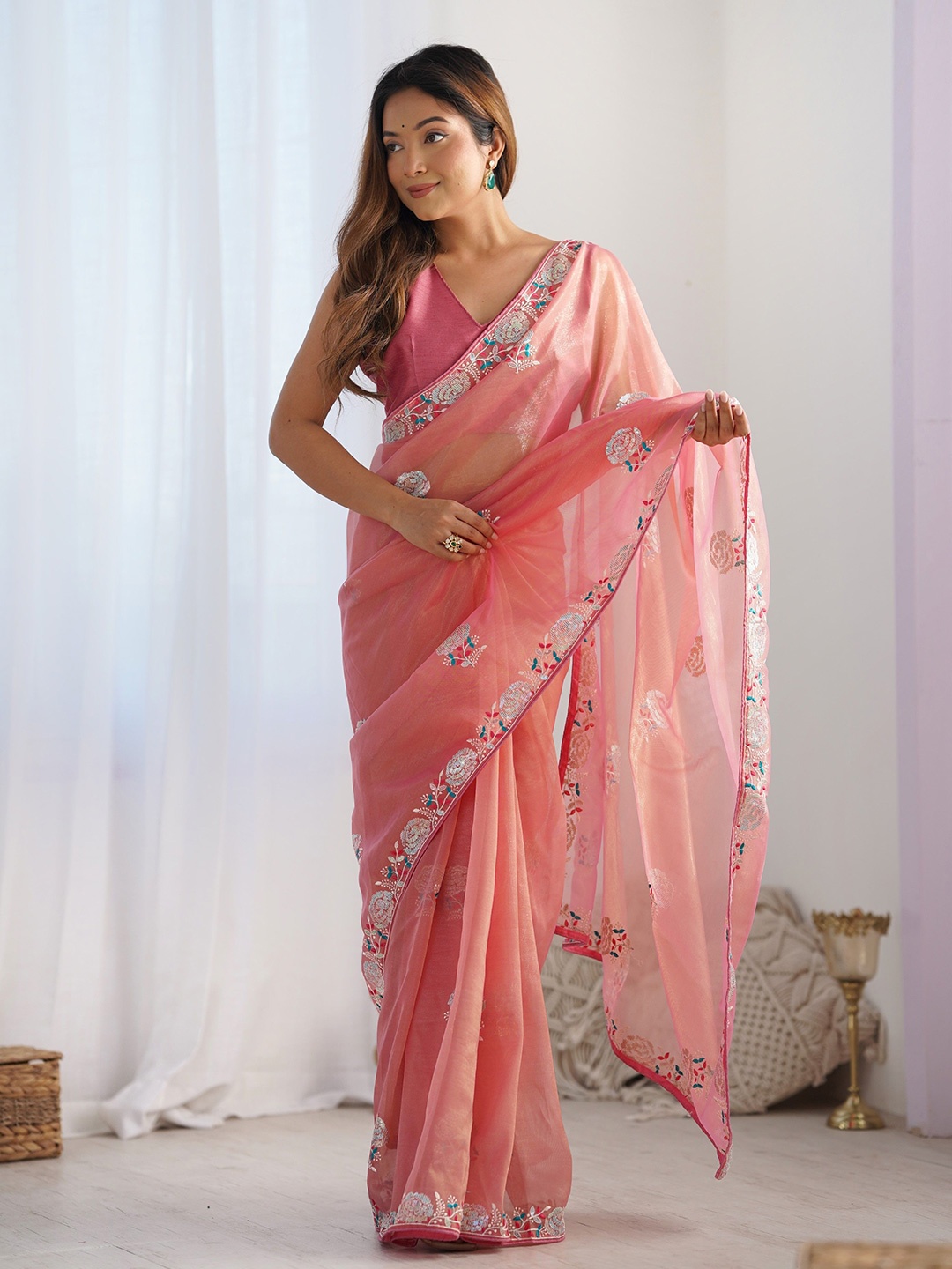 

Manu Designer Floral Embroidered Net Saree, Peach