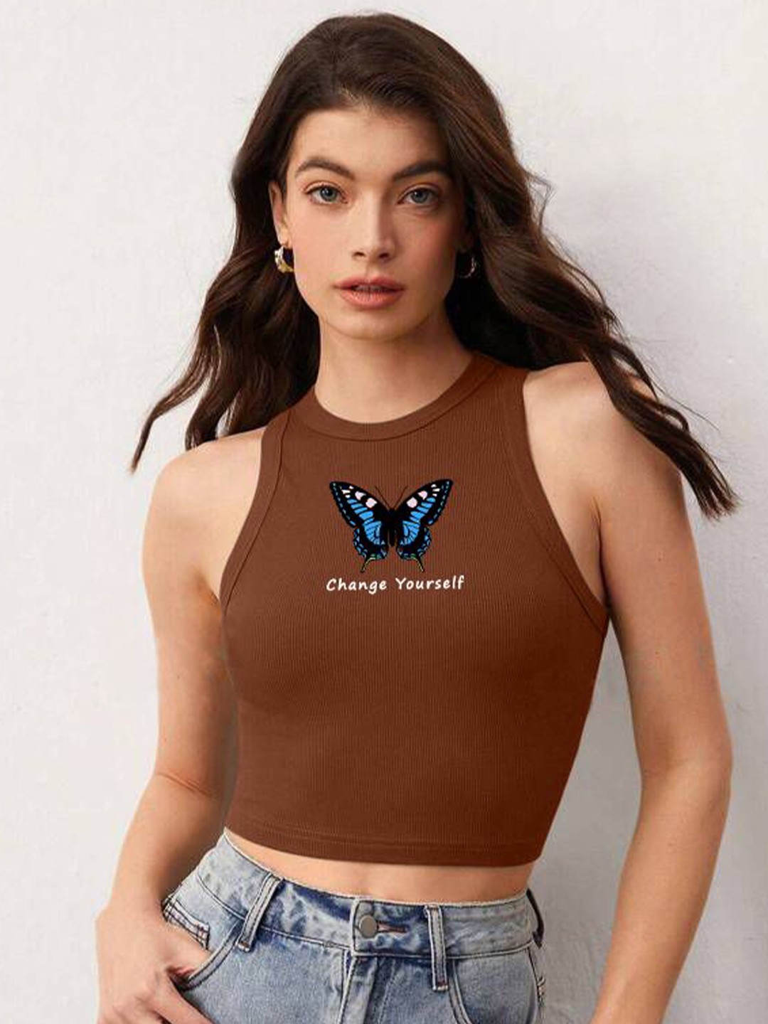 

The Roadster Lifestyle Co Printed Sleeveless Stretchable Crop Top, Brown